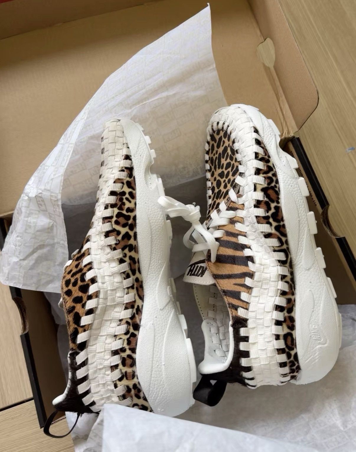 Nike Nike x Kith Footscape Woven Limited Edition Sneakers J44 Size US 7.5 / IT 37.5 - 2 Thumbnail