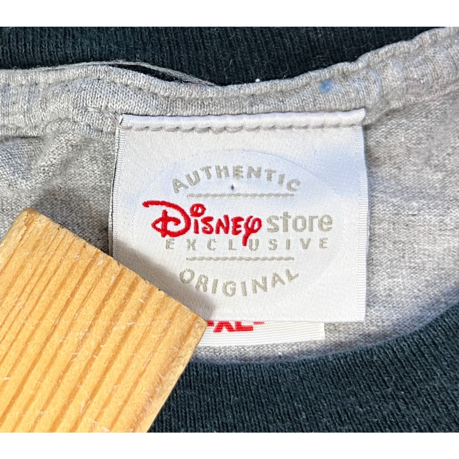 Disney VINTAGE Disney Store Men’s Mickey Mouse T-Shirt XL Gray Cotton Blend Crew Neck Short Sleeve Cartoon 90s Disney Store Mens XL Shirt Size US XL / EU 56 / 4 - 4 Thumbnail