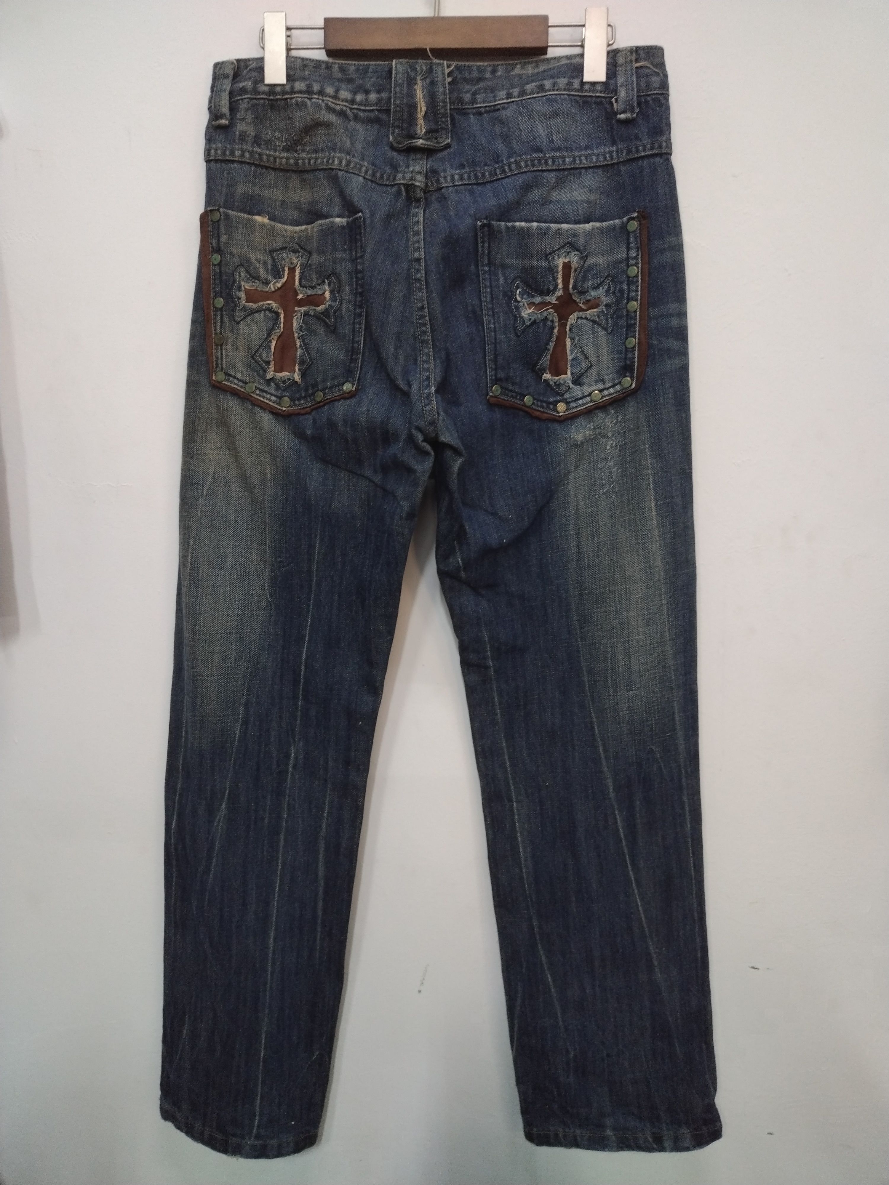 Le Grande Bleu (L.G.B.) 💥Distressed Dieboolu old street chrome hearts design Jeans Size US 32 / EU 48 - 2 Thumbnail