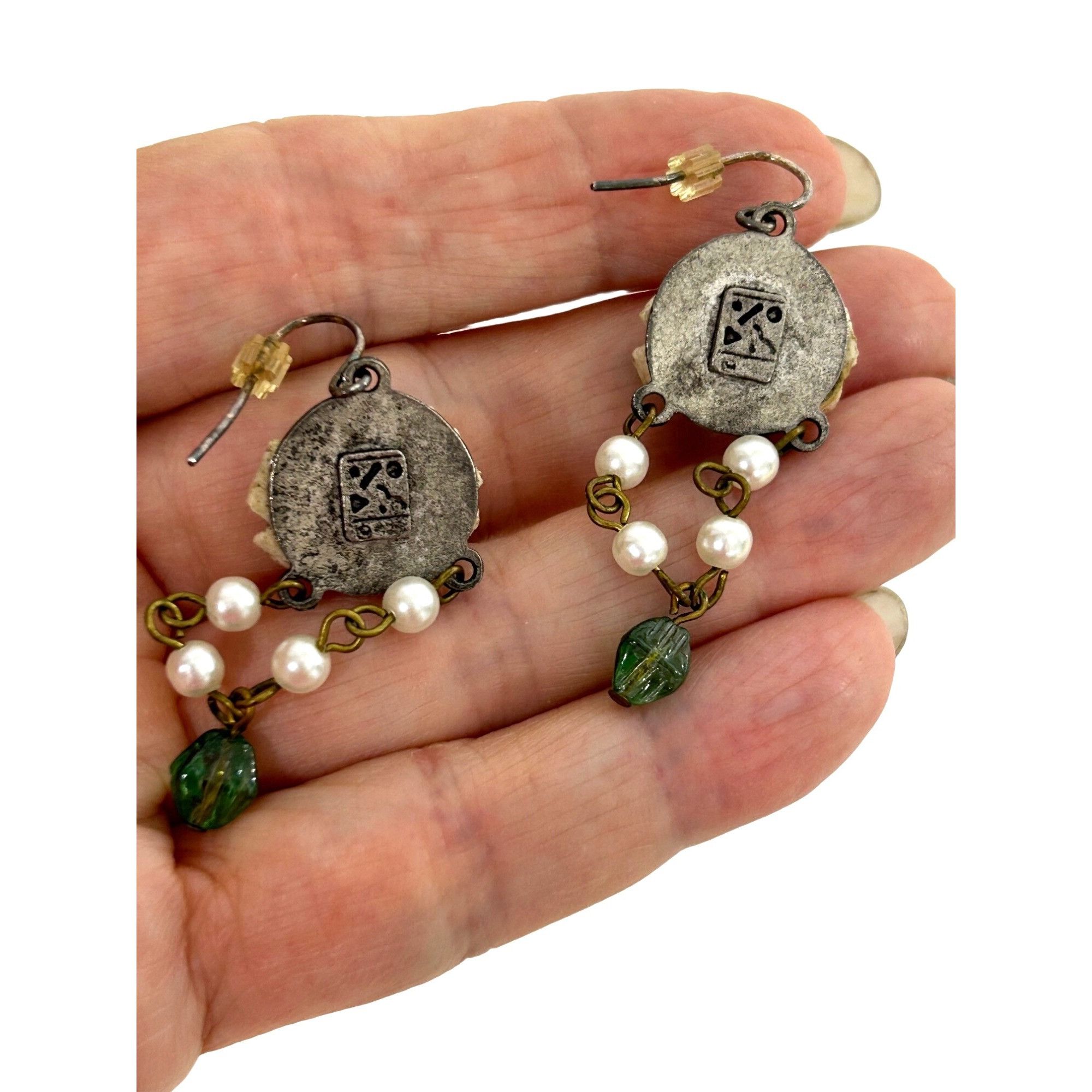 Other Victorian Vintage Earrings Roses Pearls Dangling French Hook Size ONE SIZE - 5 Thumbnail