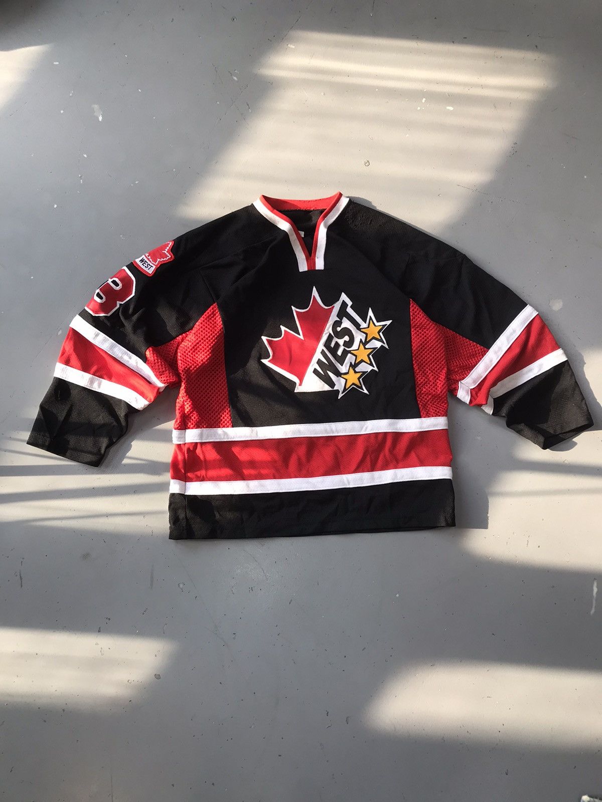 Vintage Vintage crossbar can west polyester hockey jersey Size US S / EU 44-46 / 1 - 1 Thumbnail
