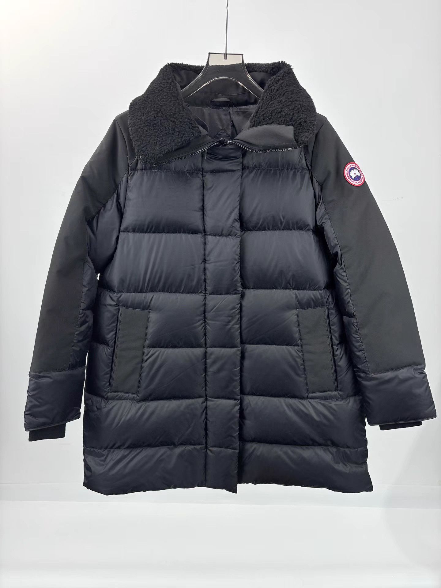 Canada Goose CANADA GOOSE Logo Down Jacket K1 Size US L / EU 52-54 / 3 - 1 Thumbnail