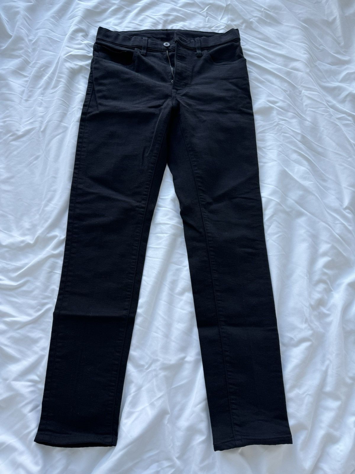 Uniqlo New Uniqlo Ezy Jeans Skinny Fit Black size S Size US 30 / EU 46 - 4 Thumbnail