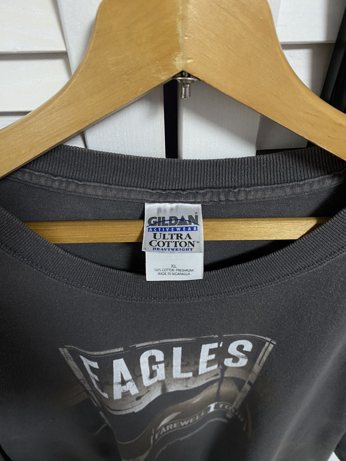 Band Tees Vintage T-Shirt Tee The Eagles California Tour FareWell One Size US XL / EU 56 / 4 - 7 Thumbnail