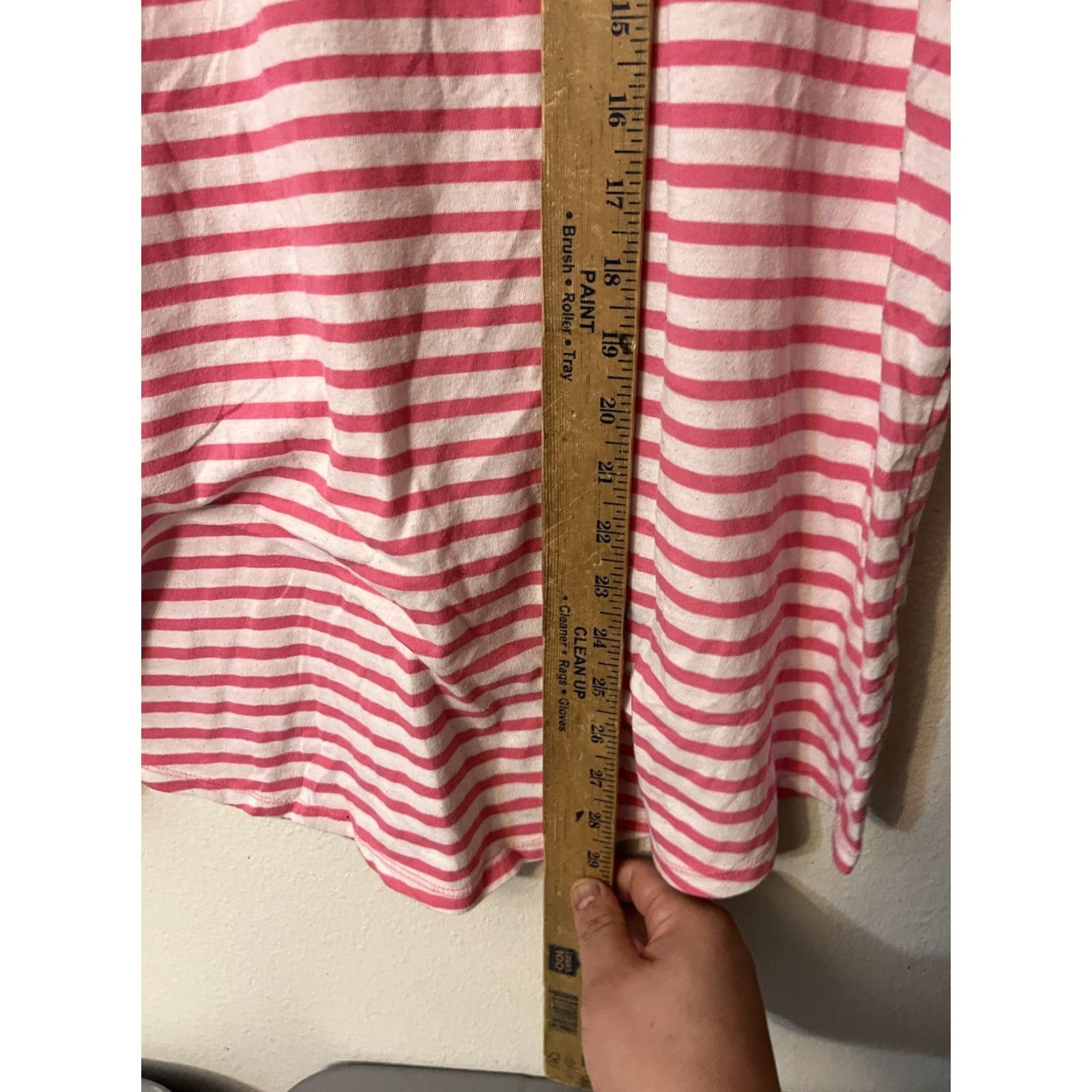 Torrid Torrid Knits Classic Fit Womens Short Sleeve Shirt Size 2X Pink Striped V Neck Size XXL / US 16-18 / IT 52-54 - 4 Thumbnail
