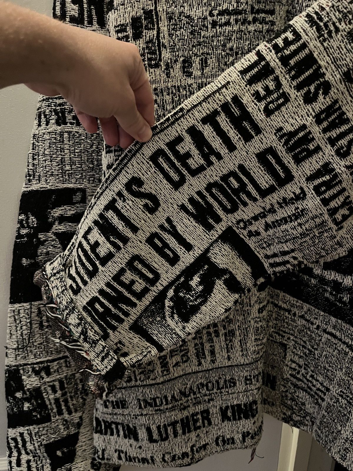 4x1111 Newspaper Tapestry Crewneck - 4x1111 Size US XL / EU 56 / 4 - 5 Thumbnail