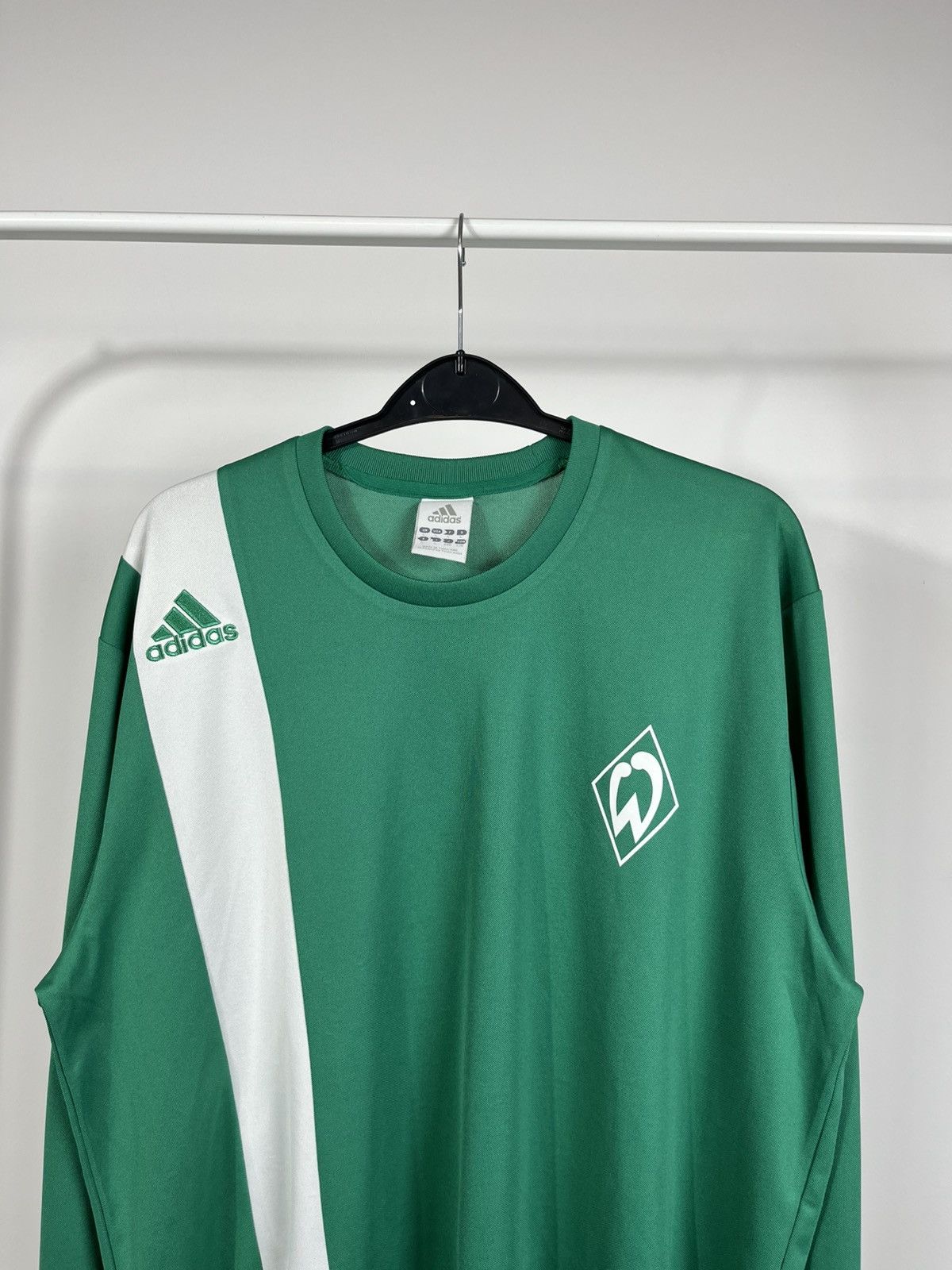 Adidas Adidas Werder Bremen Jersey Long Sleeve Shirt Size L Size US L / EU 52-54 / 3 - 2 Thumbnail
