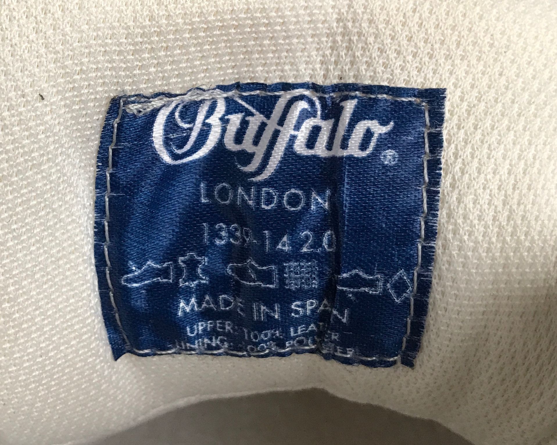 Buffalo London BUFFALO LONDON USA FLAG GORPCORE PLATFORM TRAINERS EU37 UK4 Size US 6.5 / IT 36.5 - 7 Thumbnail