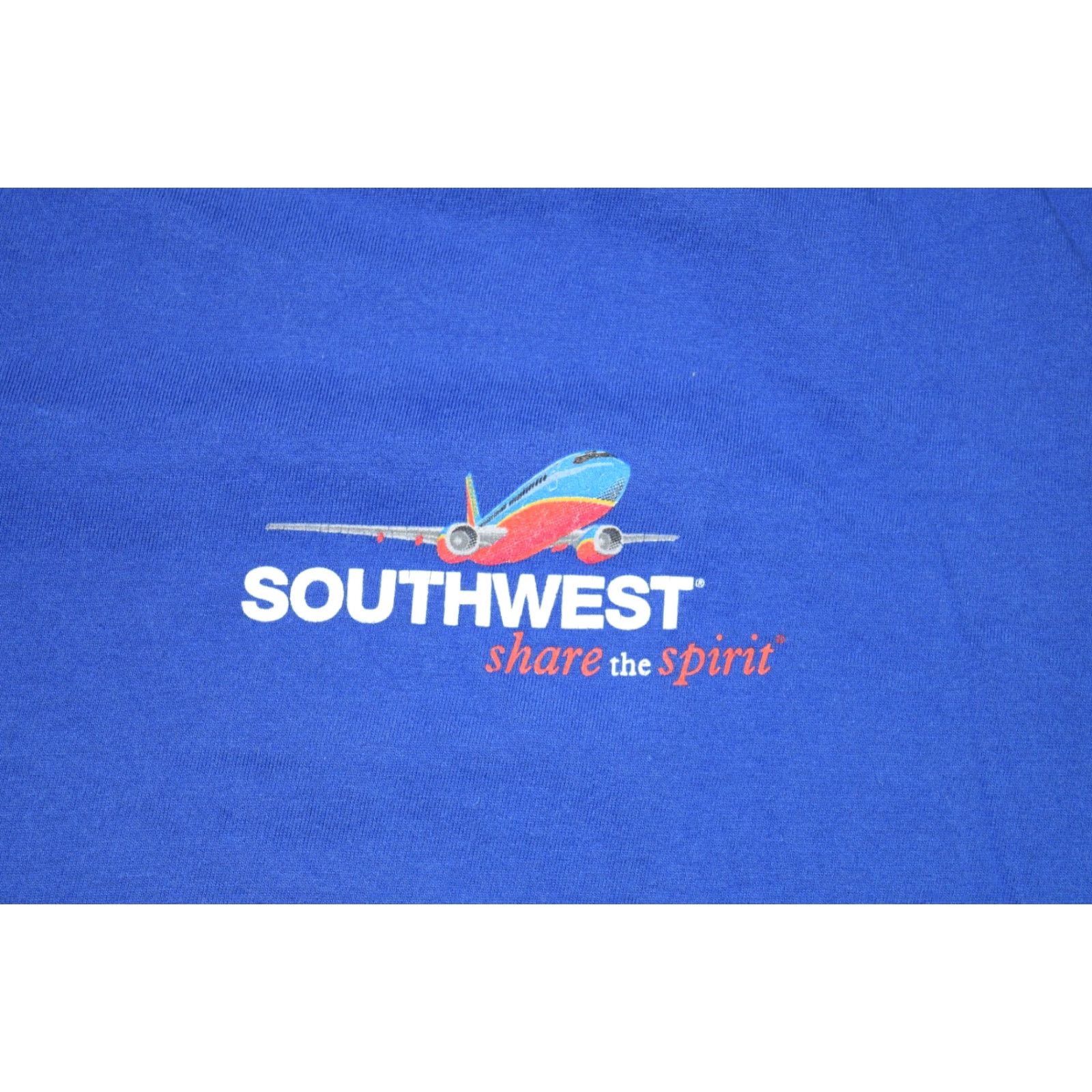 Gildan Southwest Airlines Shirt Adult 2XL Blue T-Shirt Airplane Logo Aviation Mens Size US XXL / EU 58 / 5 - 2 Thumbnail