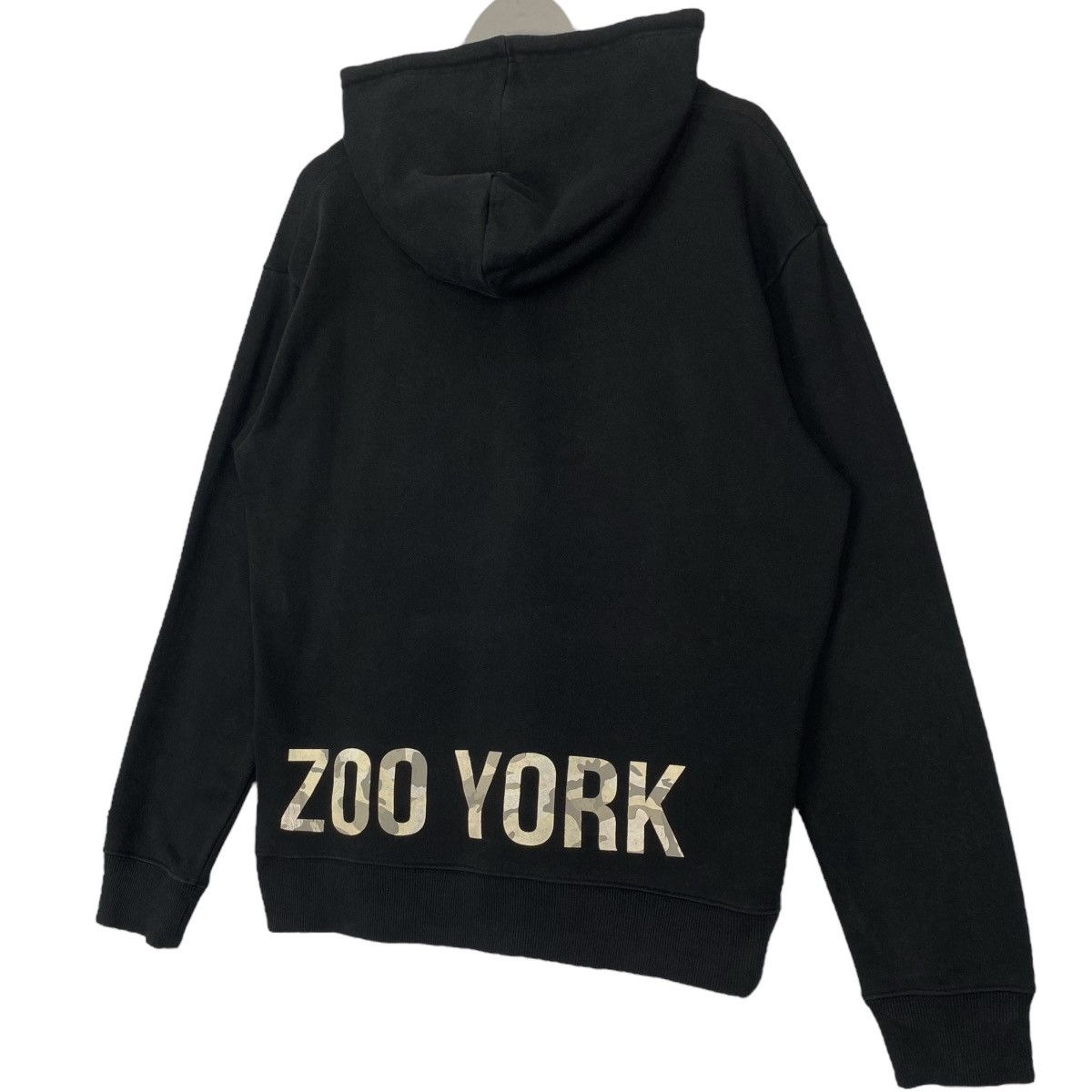 Vintage Vintage Zoo York Full Zip Hoodie Black Pullover Jumper L Size US L / EU 52-54 / 3 - 8 Thumbnail