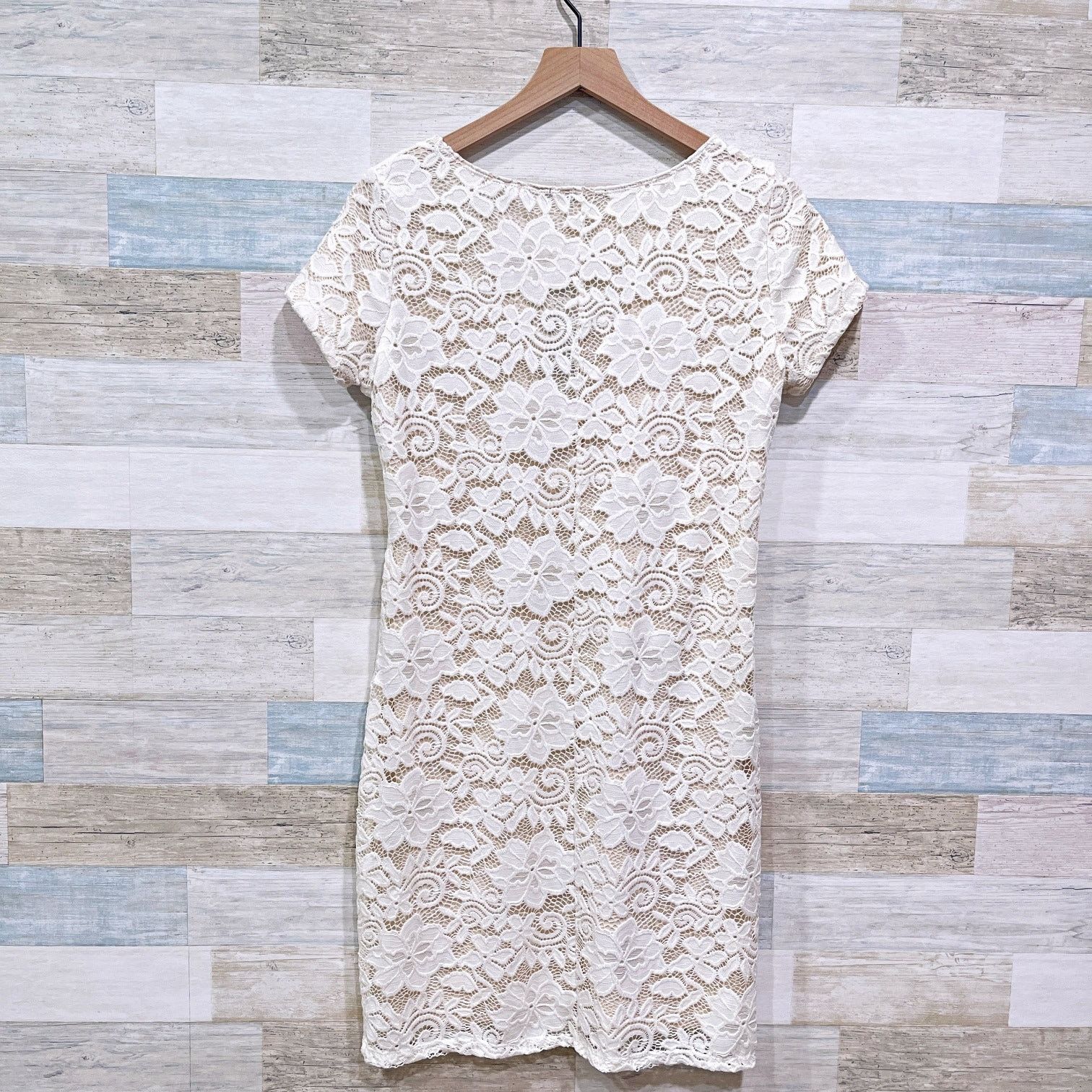 Other Tiana B Floral Lace Short Sleeve Sheath Dress White Beige M Size M / US 6-8 / IT 42-44 - 4 Thumbnail