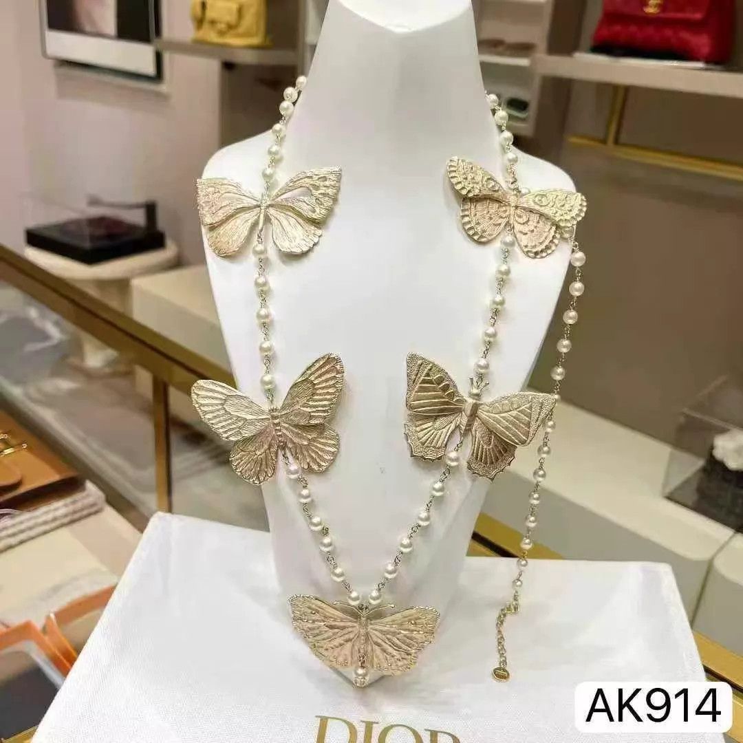 Dior Dior S24 Metamorphose Gold Butterfly Necklace Rare Size ONE SIZE - 7 Thumbnail