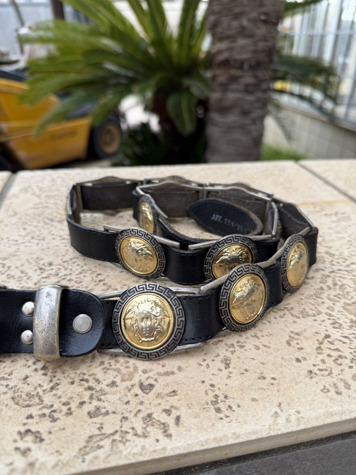 Versace Versace Leather Belt Vintage Medusa Gold 1990s Size ONE SIZE - 2 Thumbnail