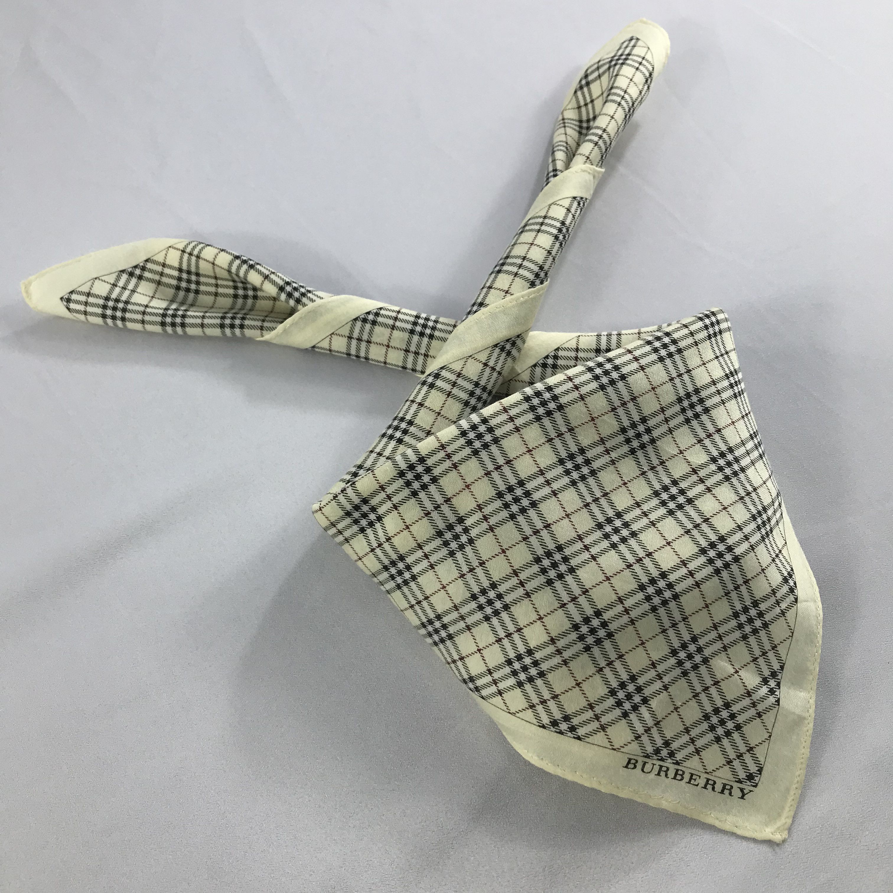 Burberry × Vintage Burberry Bandana / Handkerchief / Neckerchief - S2633 Size ONE SIZE - 4 Thumbnail