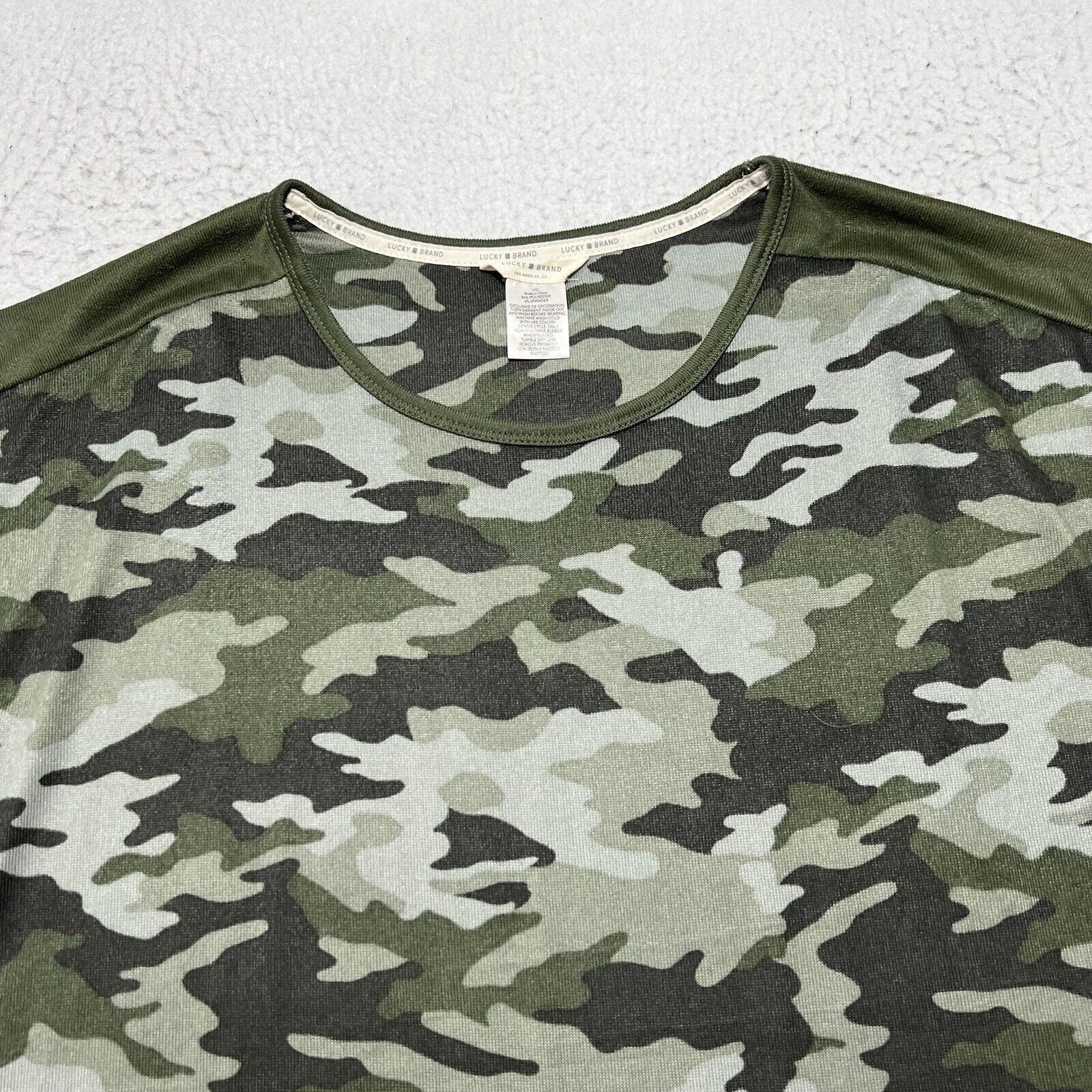 Lucky Brand Lucky Brand Super Soft Camo Green T Shirt Top Size L / US 10 / IT 46 - 2 Thumbnail