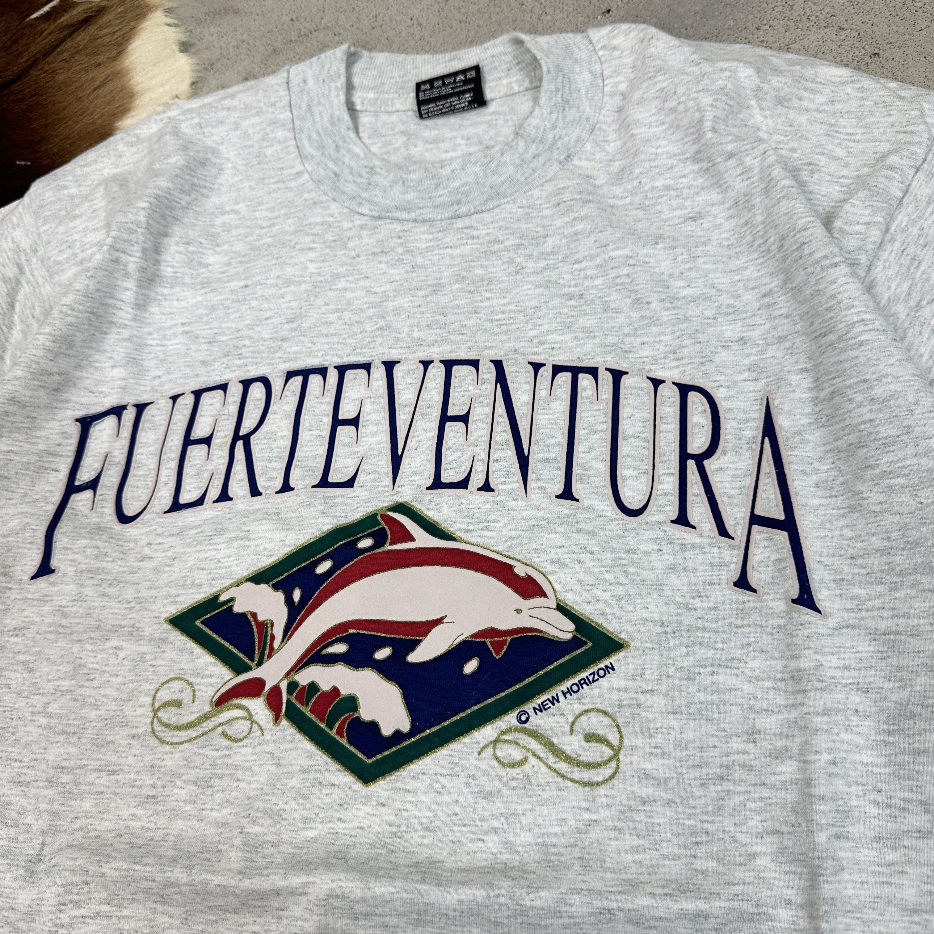 Vintage Vintage Oversize Printed Fuertaventura 90s T-shirt Size US L / EU 52-54 / 3 - 2 Thumbnail