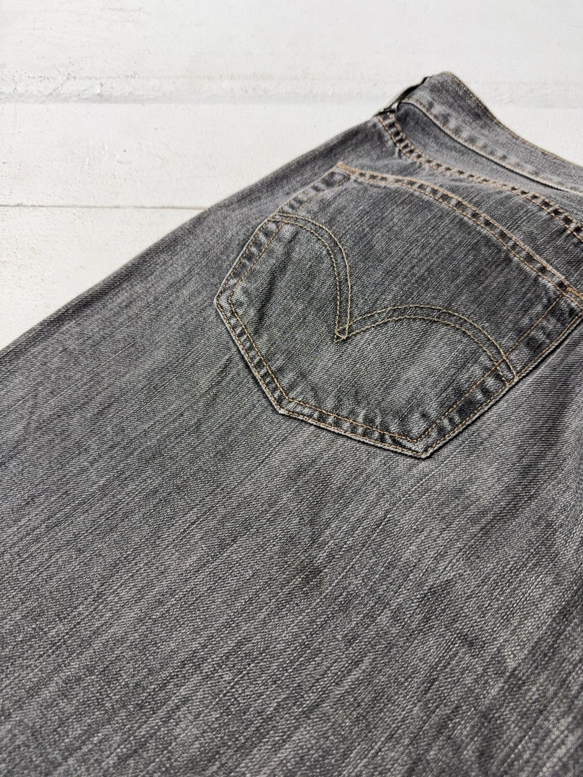 Levi's 00s Levi’s 501 Original Grey Jeans Button Fly Made in Mexico Size US 36 / EU 52 - 15 Thumbnail