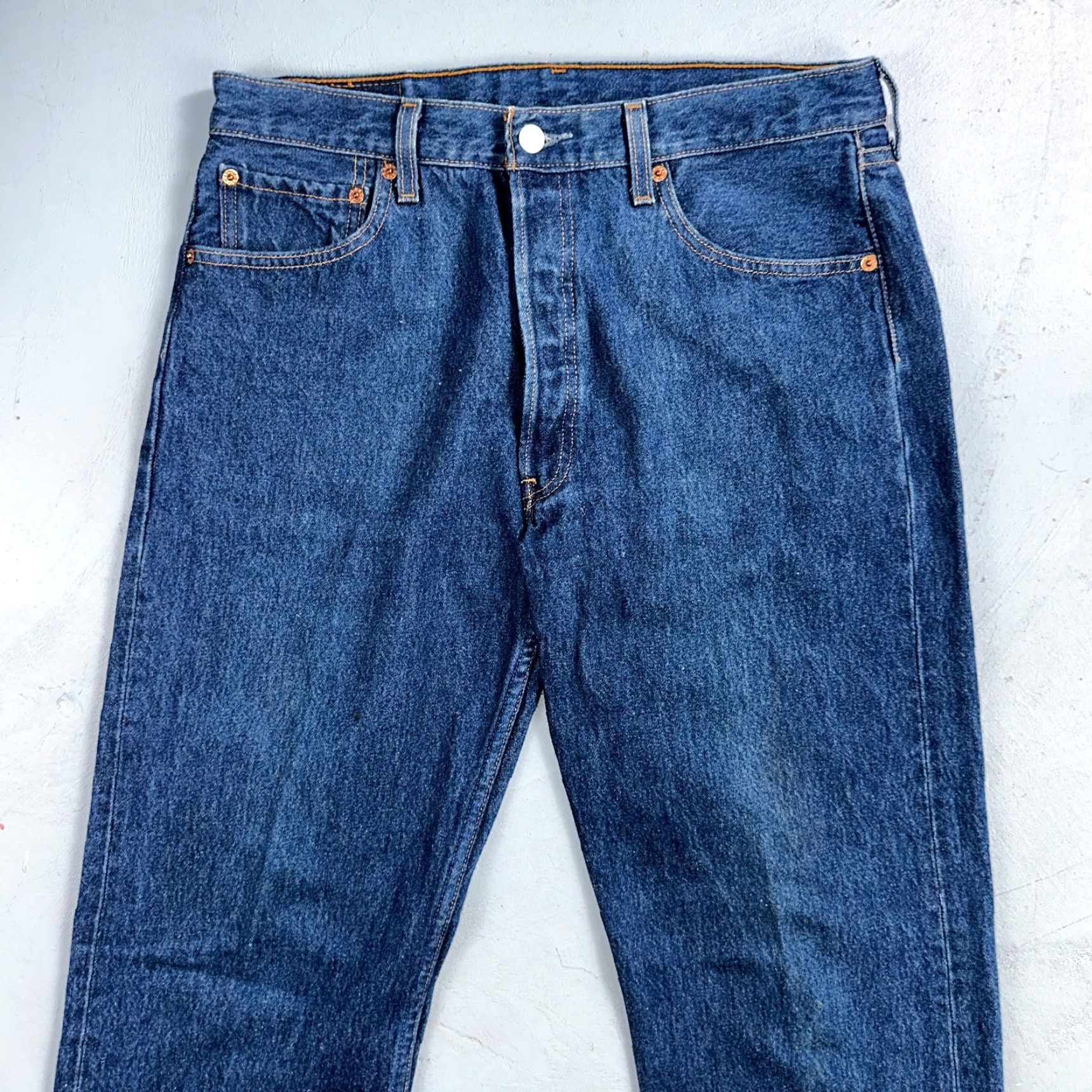 Levi's VINTAGE Levi's 501 Jeans Straight Leg Men 34x34 Dark Blue Wash 90s USA Retro Classic Size US 34 / EU 50 - 2 Thumbnail