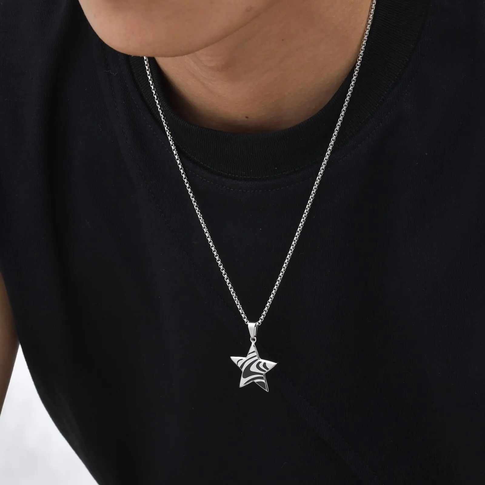 Vintage Star Geometric Necklace Size ONE SIZE - 2 Thumbnail