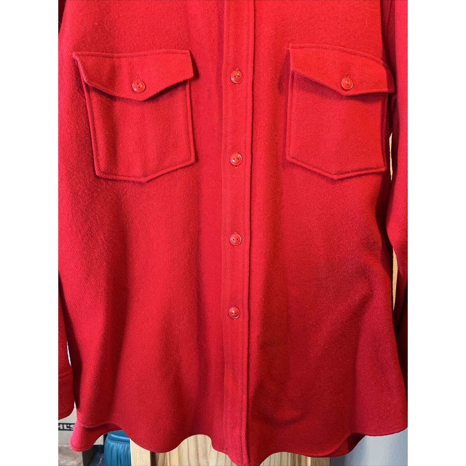 Woolrich Woolen Mills Woolrich Vintage Mens 16 Red Wool Western Distressed Flannel Size US L / EU 52-54 / 3 - 12 Thumbnail