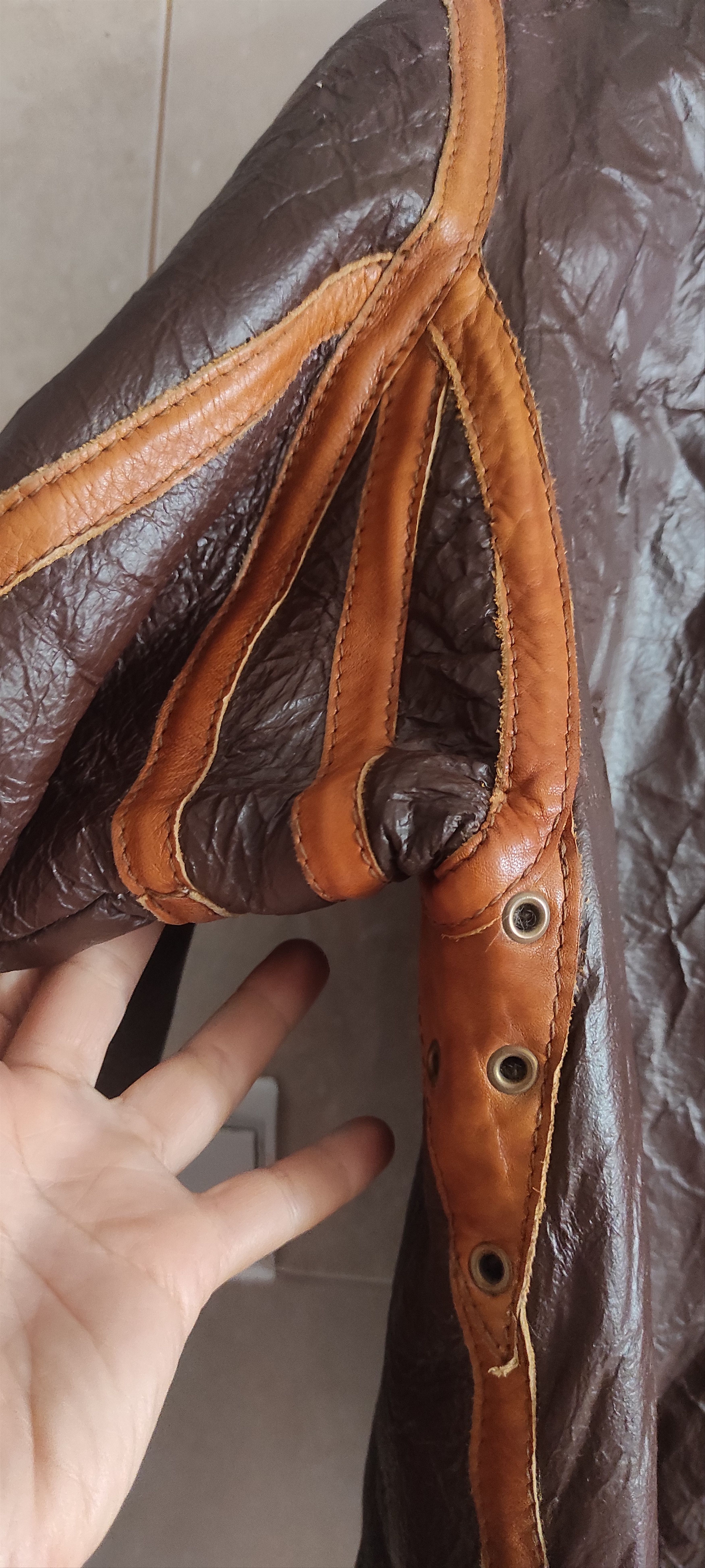 Other Bomber Flying Genuine Sheepskin Leather Fur Jacket Size US L / EU 52-54 / 3 - 5 Thumbnail