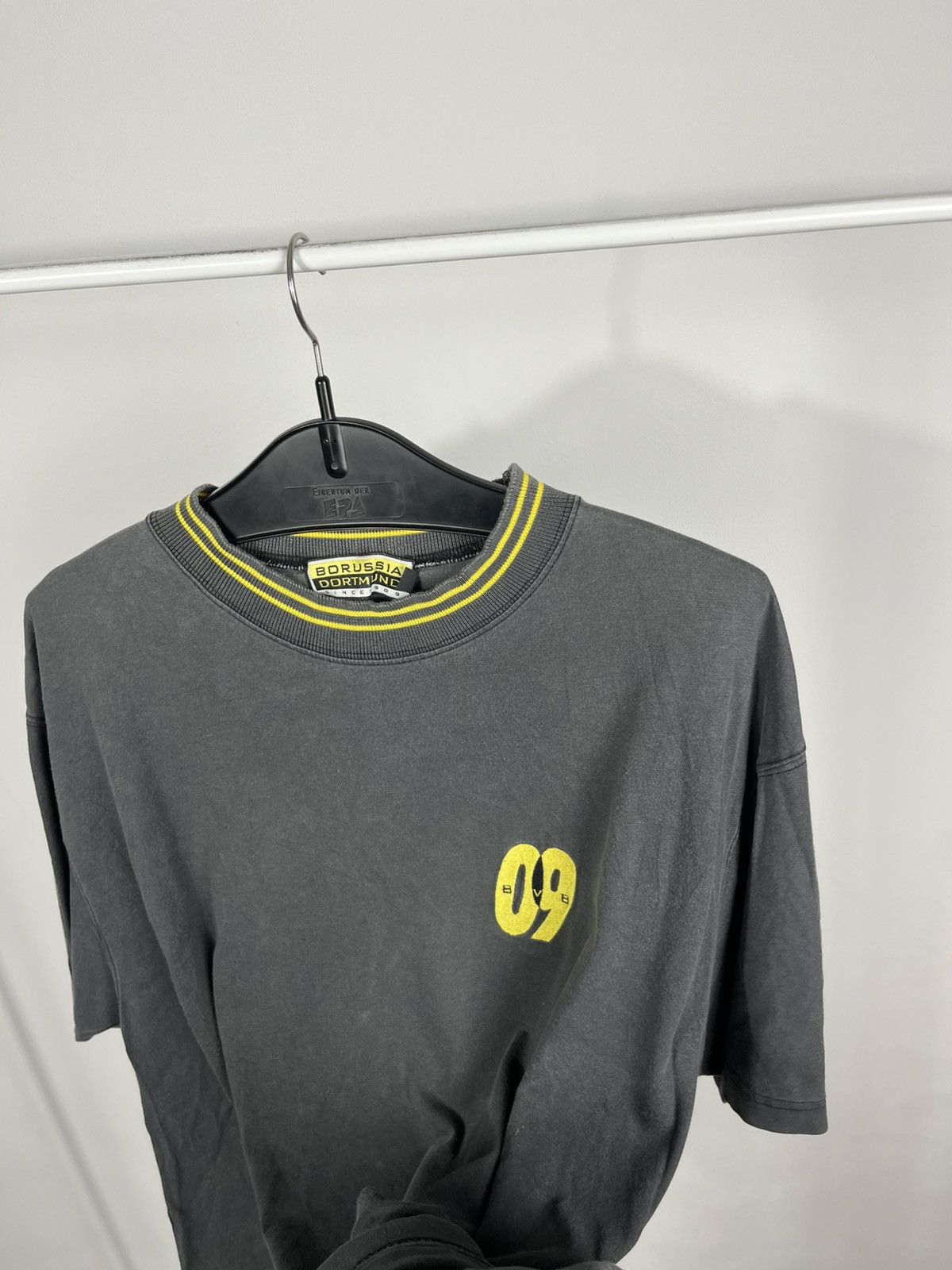 Other Borussia Dortmund vintage grey tee 09 logo yellow trim L Size US L / EU 52-54 / 3 - 8 Thumbnail