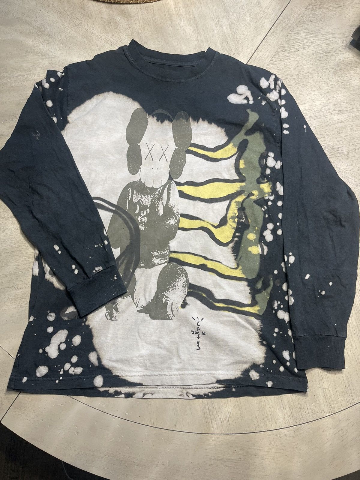 travis scott kaws long sleeve