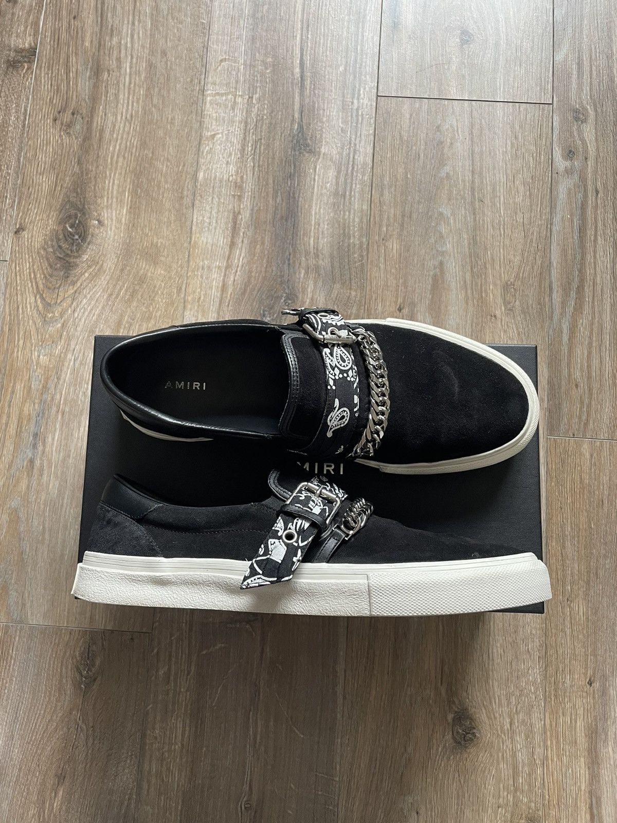 Bandana Slip ons
