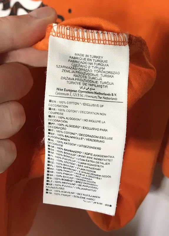 Nike Nike #11 Van Der Vaart Netherlands Football Team KNVB Size US XL / EU 56 / 4 - 7 Thumbnail