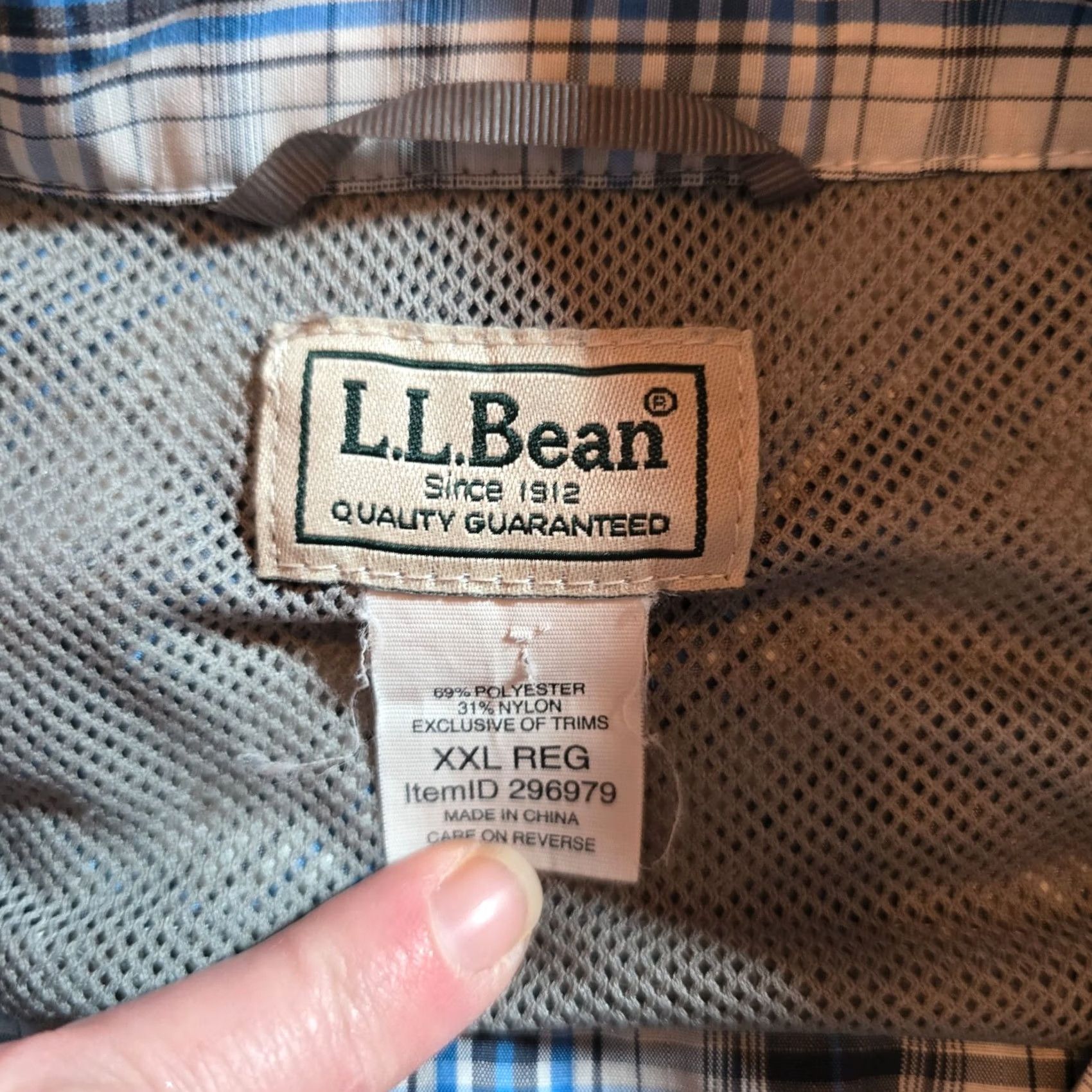 Vintage LL Bean Shirt Mens XXL Blue Plaid Nylon Button Short Sleeve Outdoor Hike Clothing Mens Size US XXL / EU 58 / 5 - 5 Thumbnail