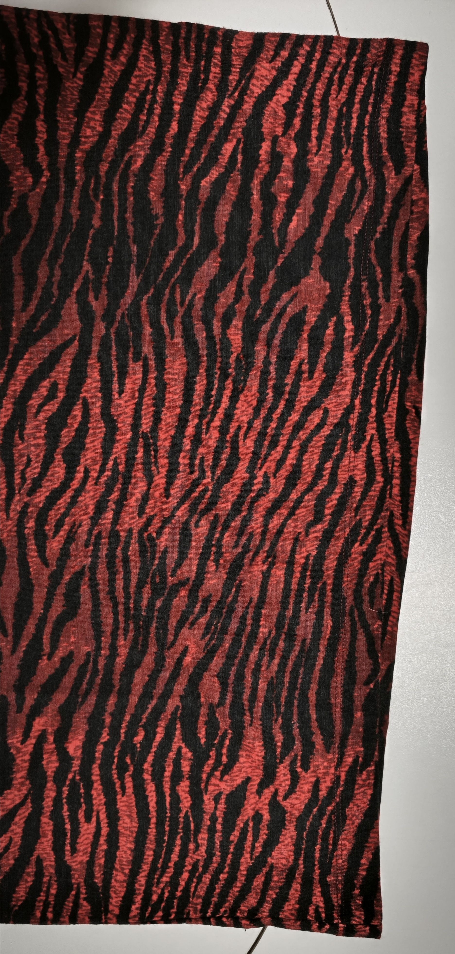 Kenzo Red wool T-shirt with tiger print Size US M / EU 48-50 / 2 - 7 Thumbnail