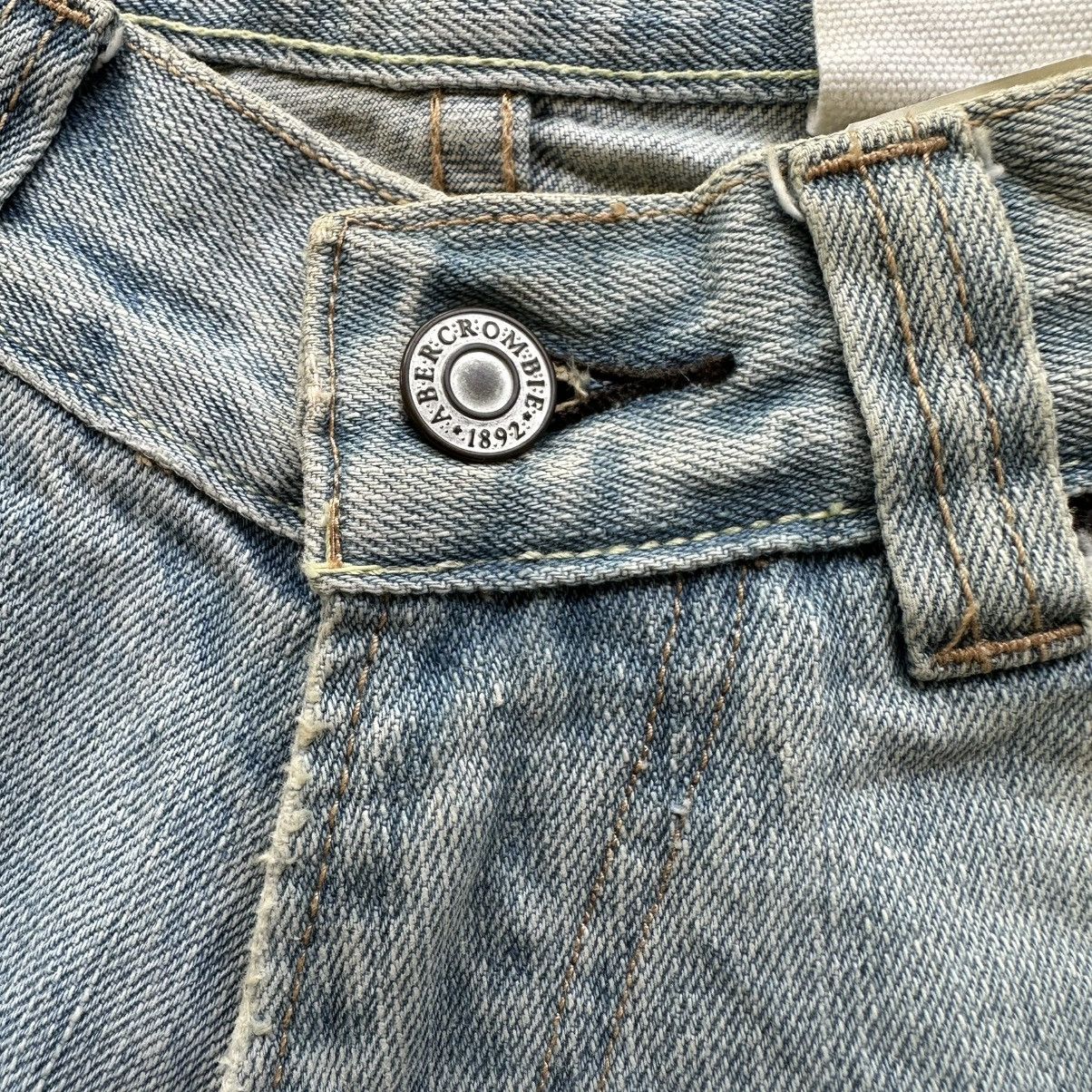 Japanese Brand Vintage Japansese Abercrombie Faded Denim Lightwash Pant Size US 30 / EU 46 - 4 Thumbnail