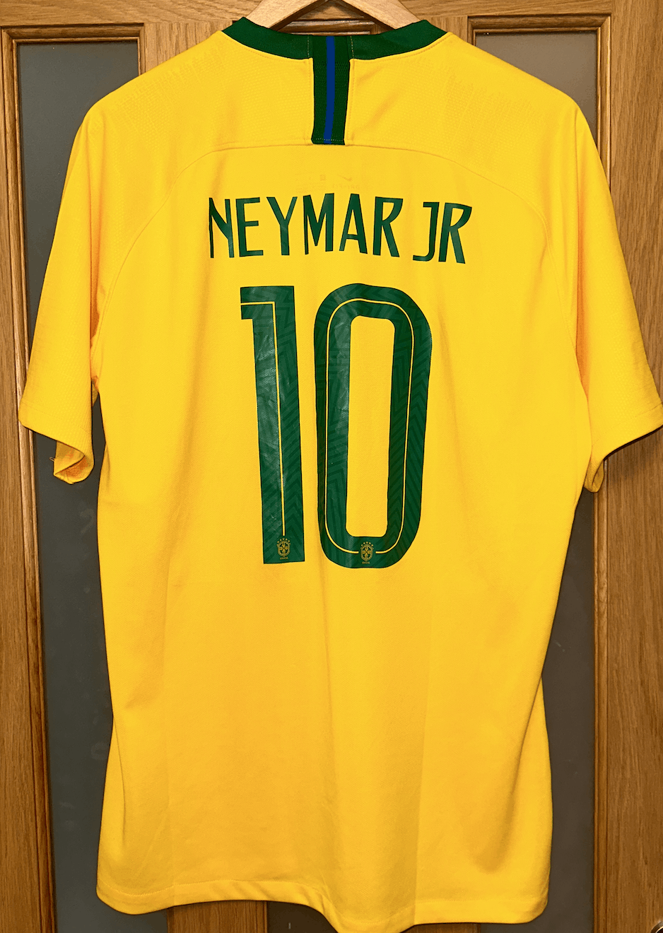 Nike 2014-15 Brazil Third Shirt Neymar Jr #10 L Size US L / EU 52-54 / 3 - 2 Thumbnail