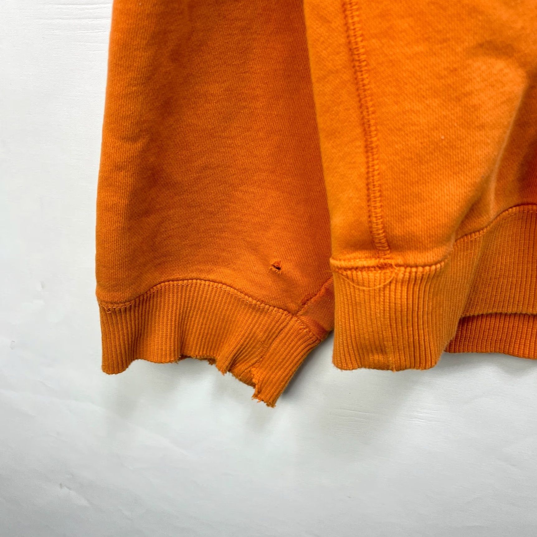 Nike VINTAGE Nike Embroidered Logo Hoodie 2XL Men Orange Size US XXL / EU 58 / 5 - 3 Thumbnail