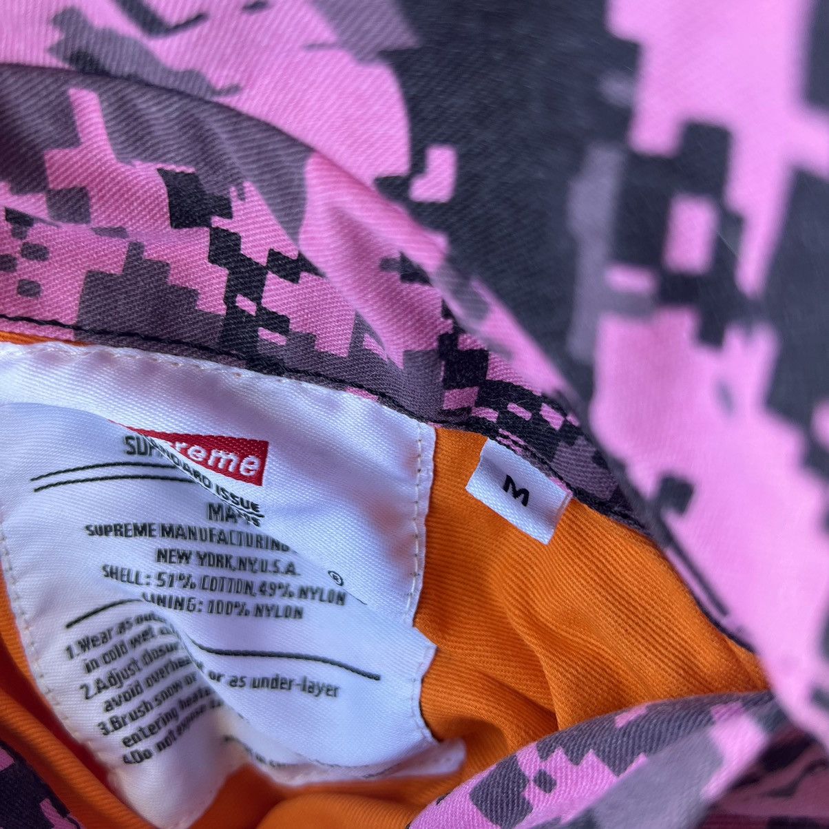 Supreme Supreme Digi Camo Size US M / EU 48-50 / 2 - 4 Thumbnail