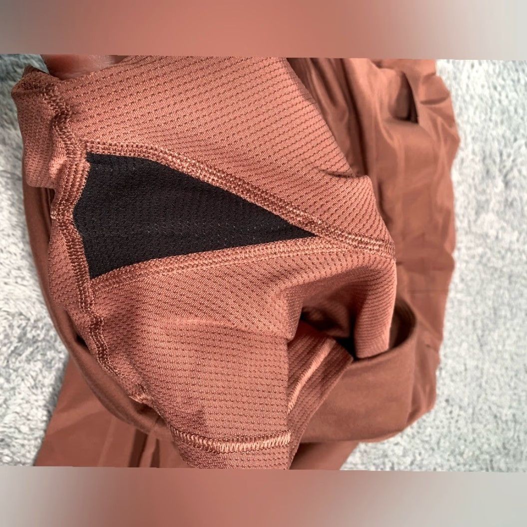 Athleta Athleta Skort Soho Brown 6 Women's Regular Athletic Skirt Women Size 6 Brown Skort Soho 6 Athleta Women Regular Athletic Skirt Size ONE SIZE - 5 Thumbnail