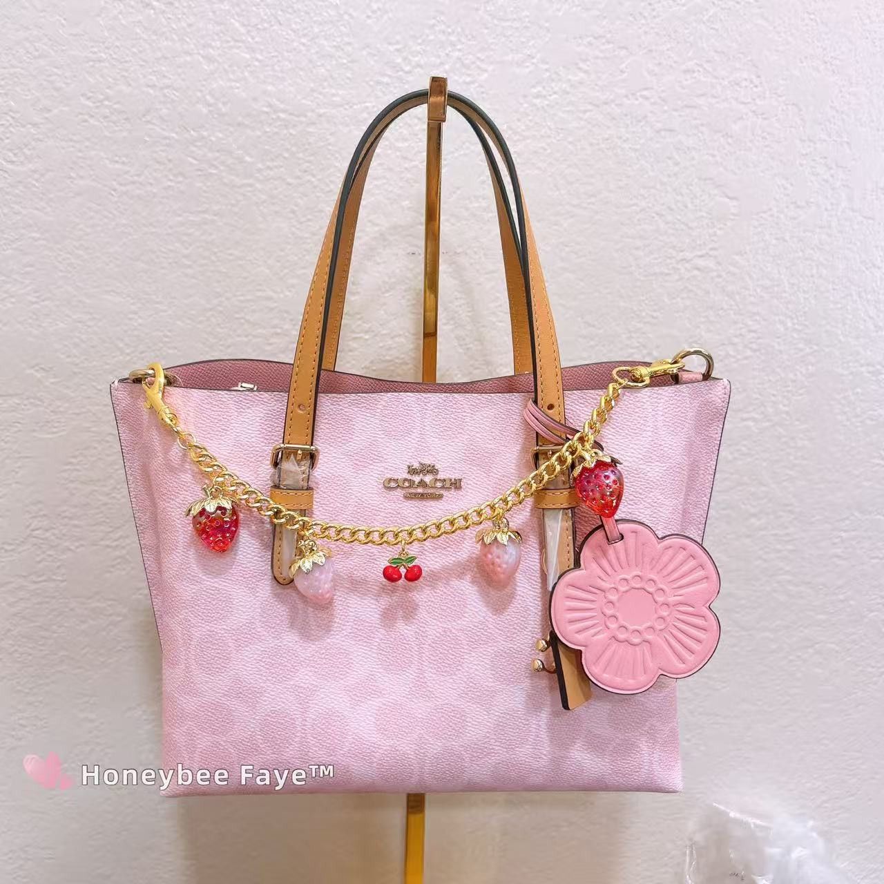 Coach Mollie Tote Bag 25 In Signature Canvas With Charms CER24 Size ONE SIZE - 7 Thumbnail