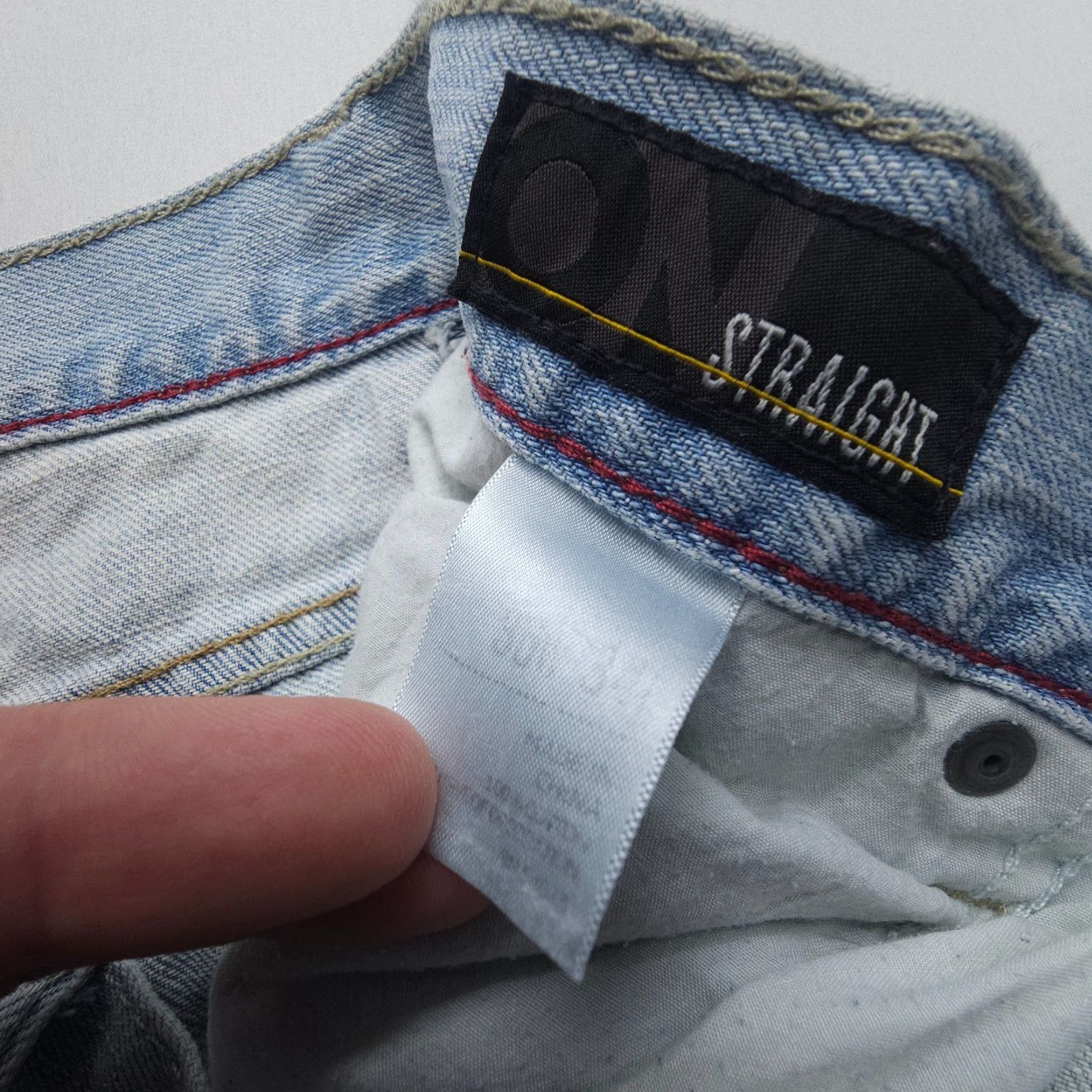 Old Navy Vintage Old Navy Jeans Mens 36 x 32 Inseam Light Wash Straight 5-Pocket Denim Blue 2000s Y2K Regular Rise Mid Decade Theme American Mens Size US 36 / EU 52 - 3 Thumbnail
