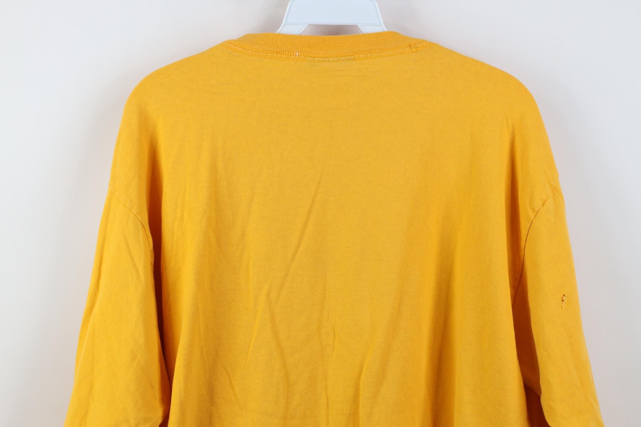 Vintage Vintage 90s Y2K University of Michigan Long Sleeve T-Shirt Size US M / EU 48-50 / 2 - 16 Thumbnail