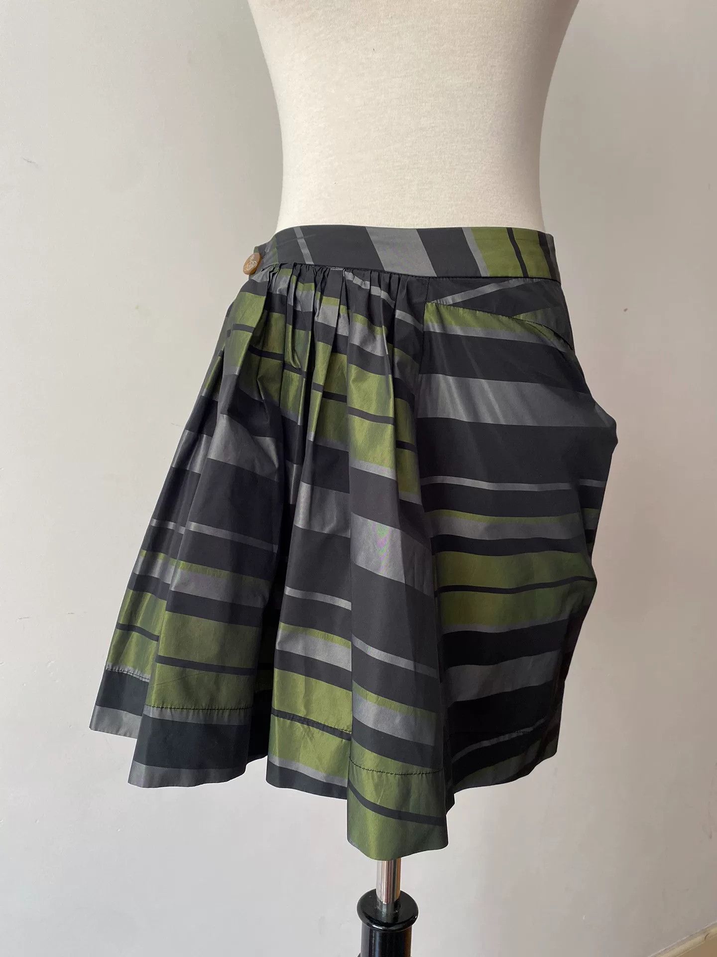Vivienne Westwood Vivienne Westwood Green Striped Skirt Size 38" / US 16 / IT 52 - 1 Thumbnail