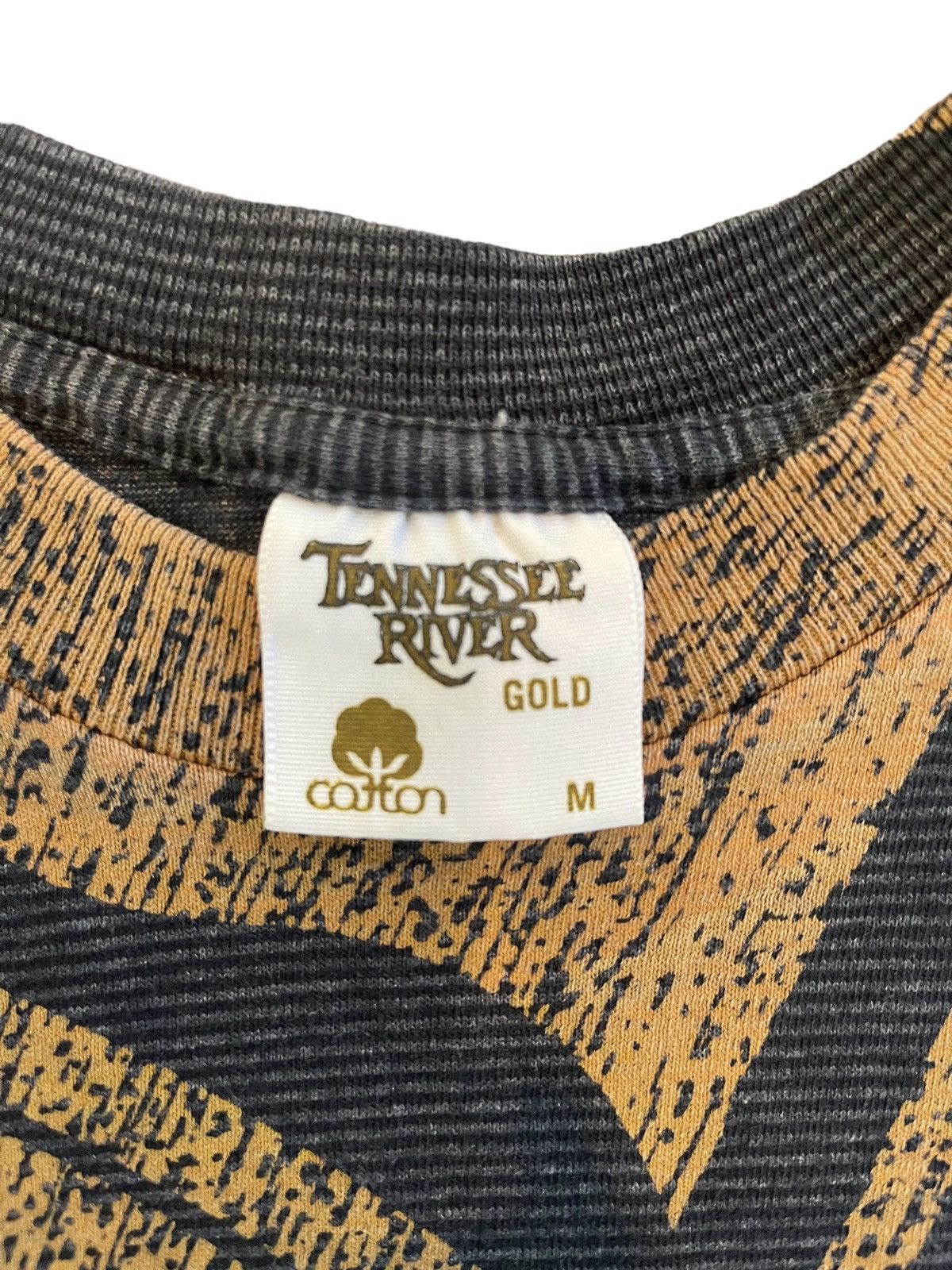 NCAA × Vintage Vintage 90s Tennessee River Gold CU Boulder AOP T-shirt Size US M / EU 48-50 / 2 - 3 Thumbnail