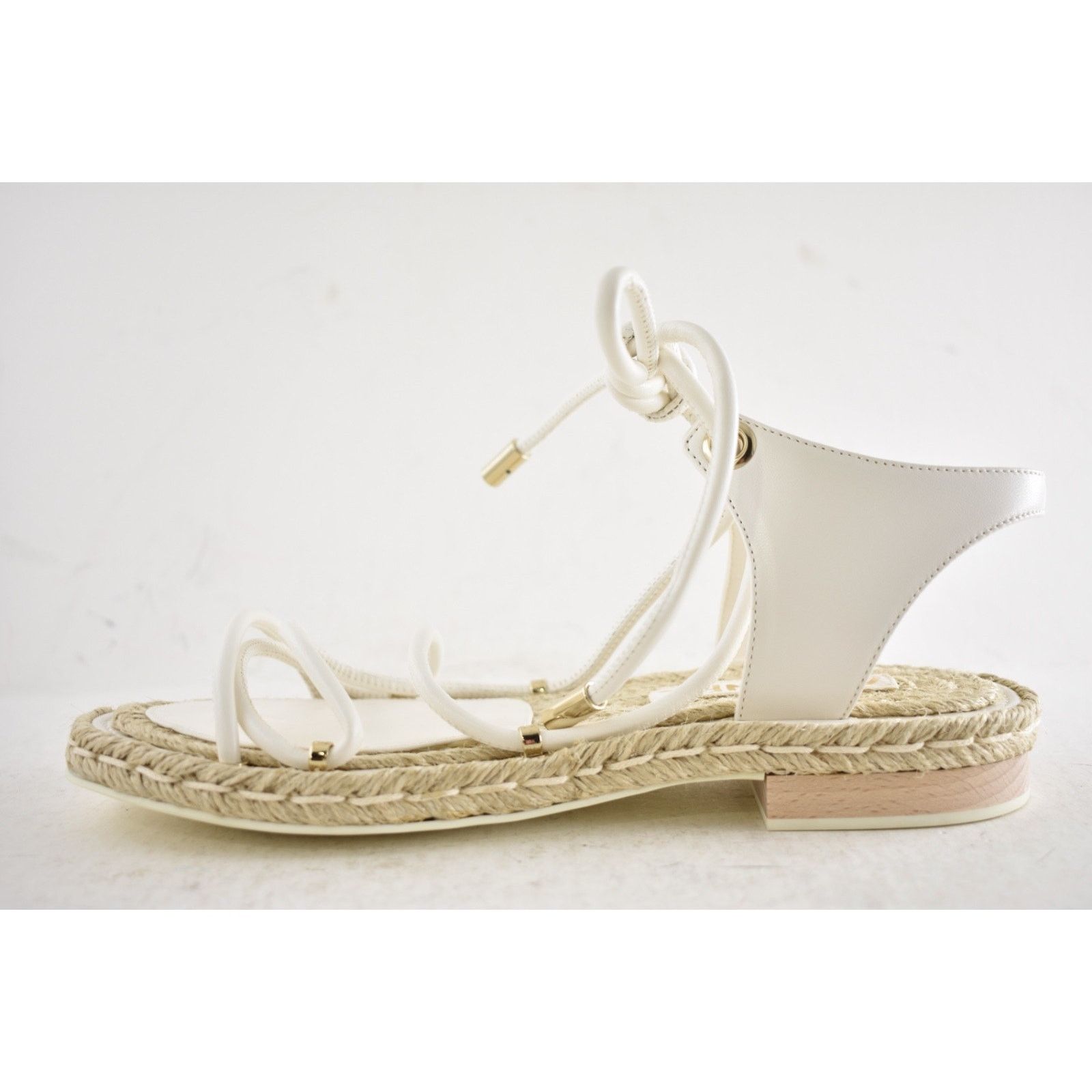 Chanel Chanel White Lambskin CC Mules Lace Up Espadrille Sandal 36 Size US 6 / IT 36 - 16 Thumbnail