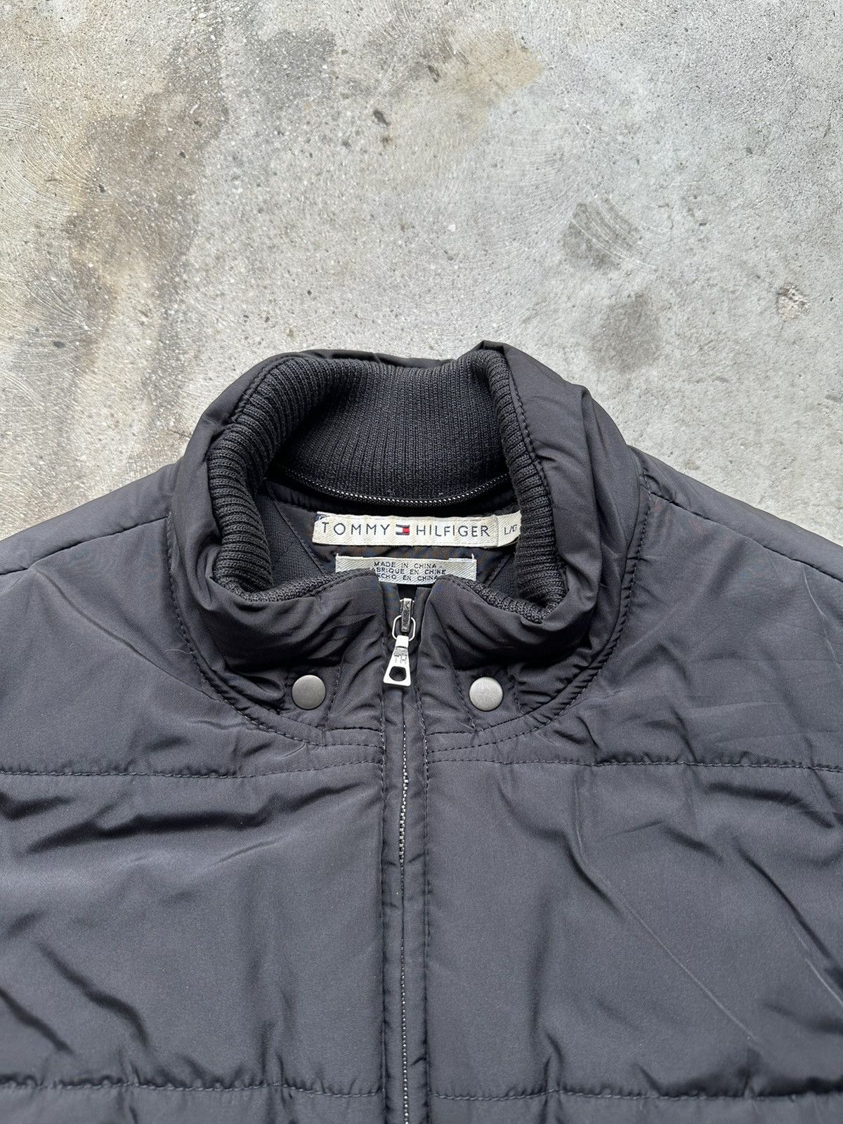 Tommy Hilfiger Vintage Y2K Black Tommy Hilfiger Vest Size US L / EU 52-54 / 3 - 2 Thumbnail