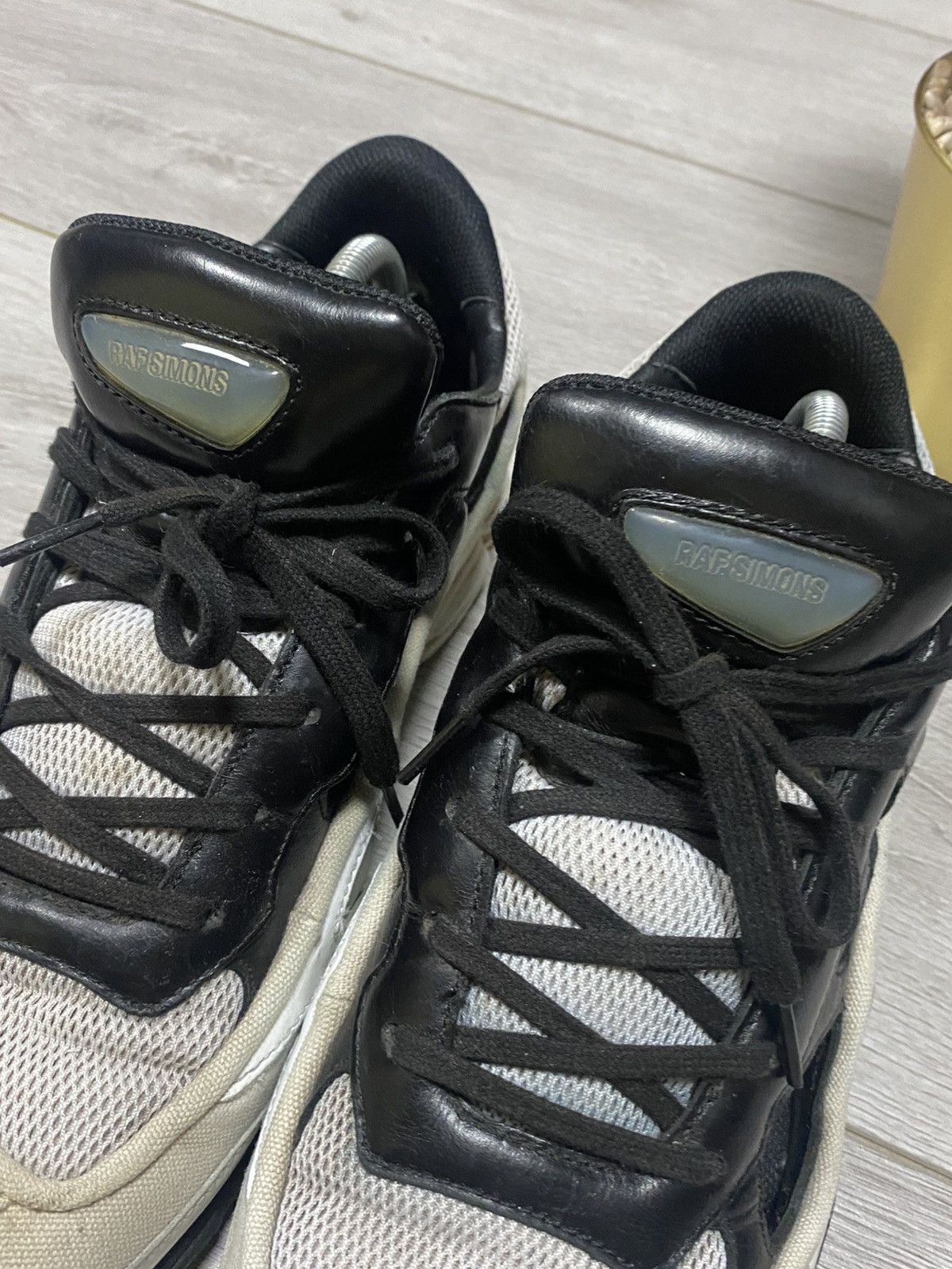 Adidas × Raf Simons Adidas Raf Simons Ozweego Replicant Black/Cream Size US 10 / EU 43 - 3 Thumbnail