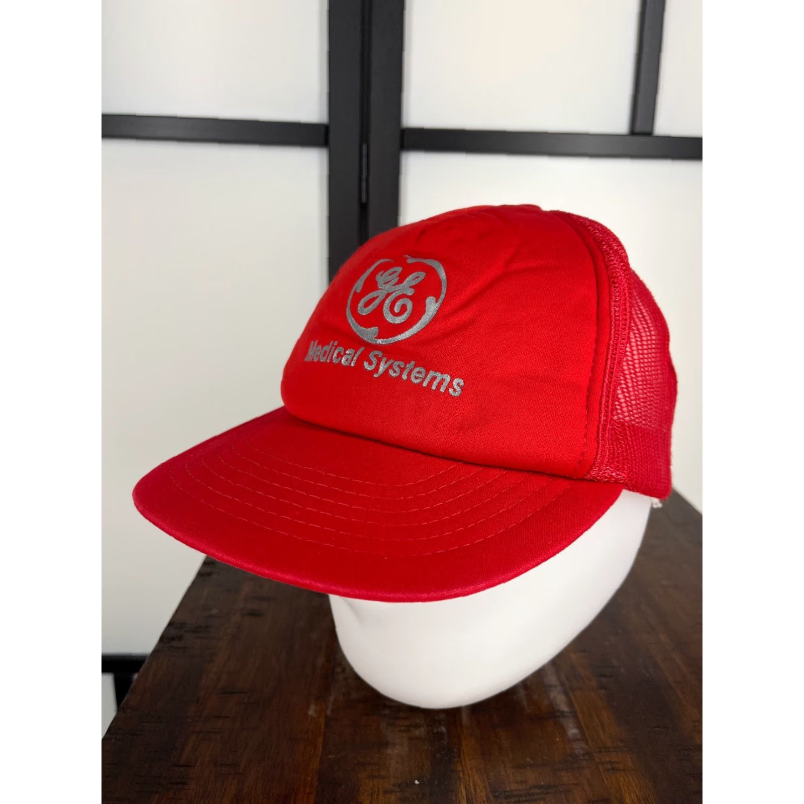 Vintage VINTAGE Hat Cap Snap Back Adult One Size Red Trucker Nike Shirt Size ONE SIZE - 4 Thumbnail