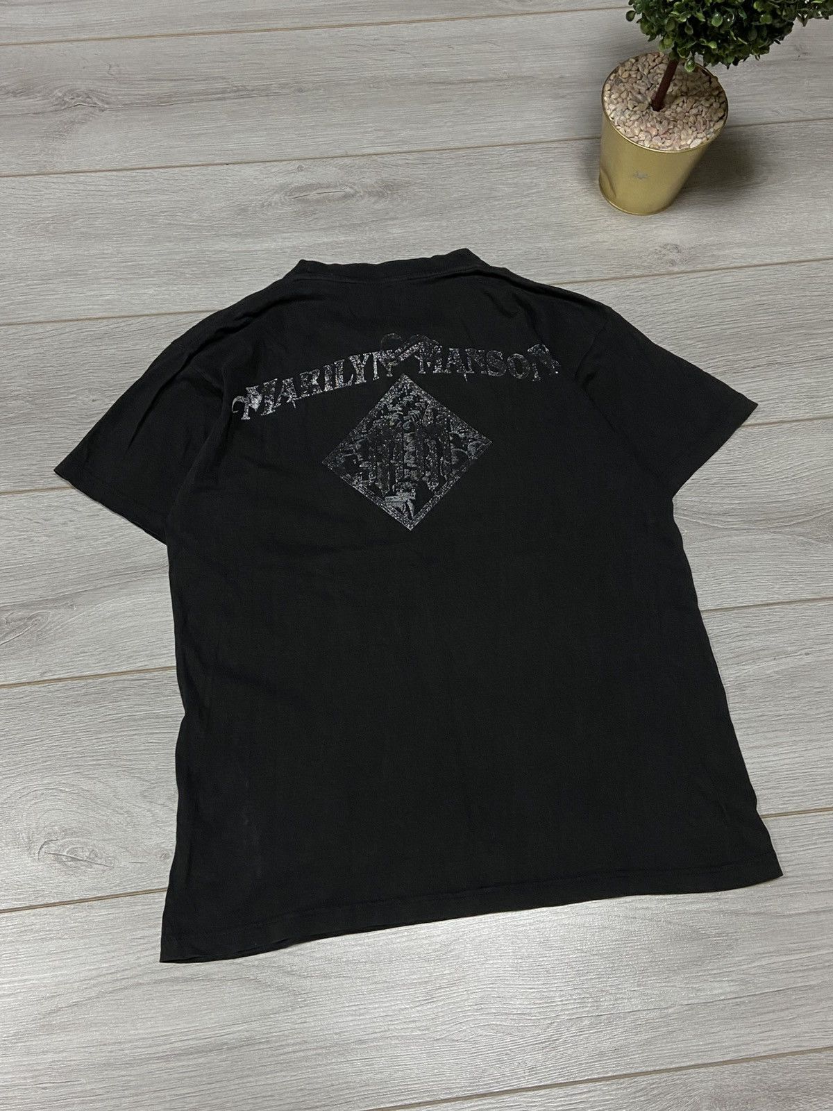 Band Tees Marilyn Manson unsafe 2002 vintage t-shirt Size US L / EU 52-54 / 3 - 6 Thumbnail