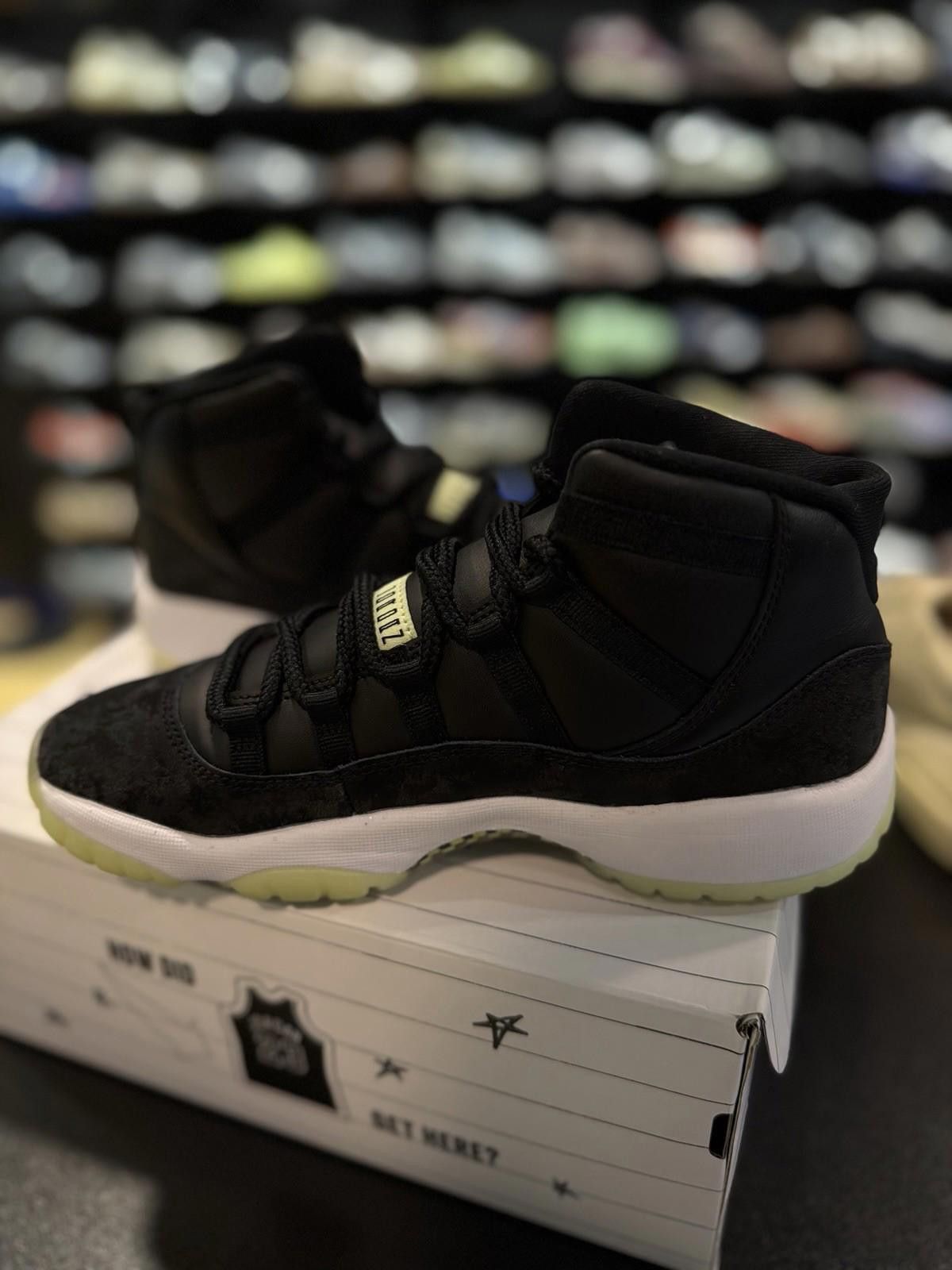 Nike Air Jordan 11 Retro GS 'Inner Beast' Black Barely Volt 7Y Size US 7 / EU 40 - 12 Thumbnail