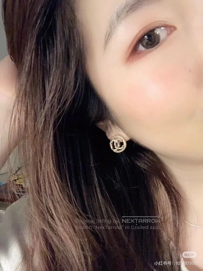 Chanel Chanel Double C Pearl Crystal Button Earrings. Size ONE SIZE - 4 Thumbnail