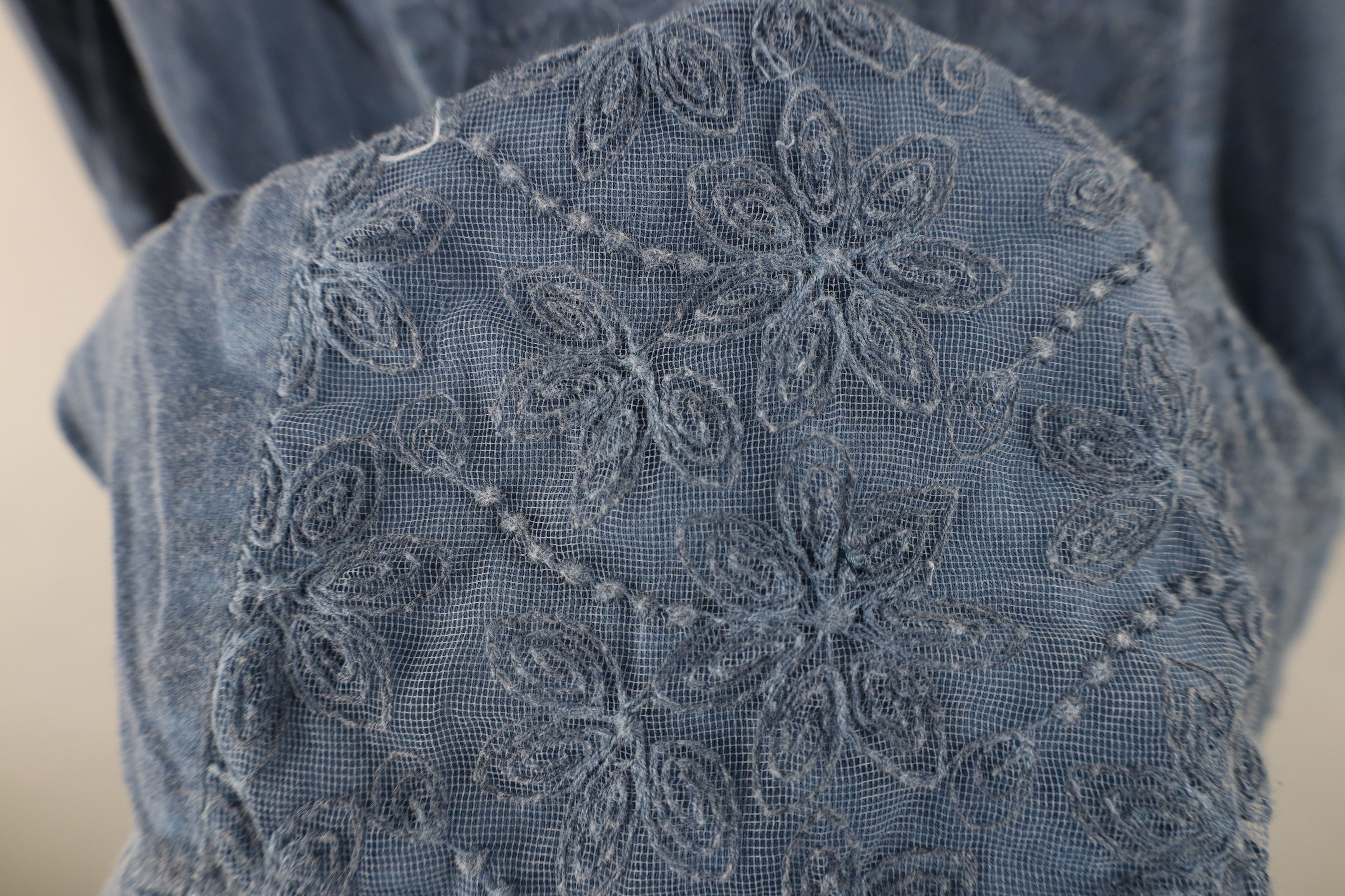 Vintage Vintage 90s Y2K Lagenlook Lace Flower Knit T-Shirt Blue Size S / US 4 / IT 40 - 9 Thumbnail