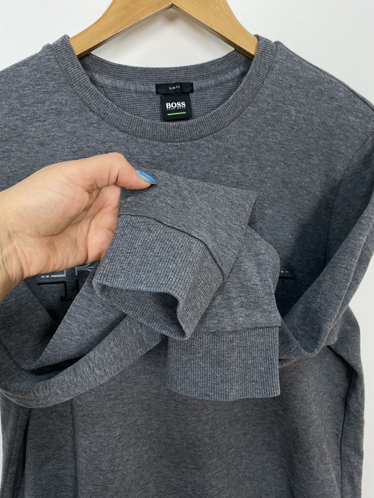 Designer Hugo Boss Slim Fit Sweatshirt Jumper Grey Men’s Size Large Size US L / EU 52-54 / 3 - 5 Thumbnail